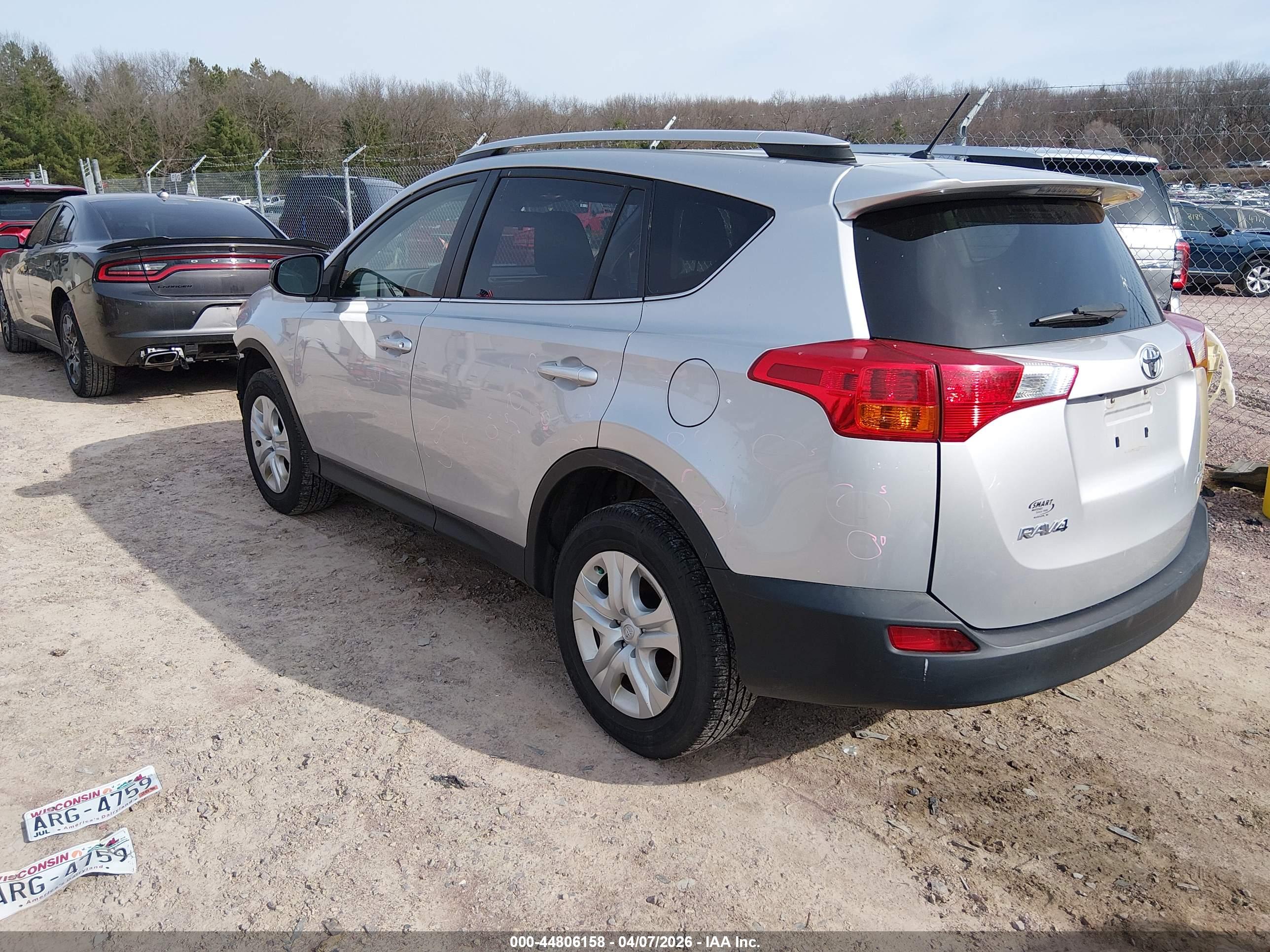 TOYOTA RAV4 image 3