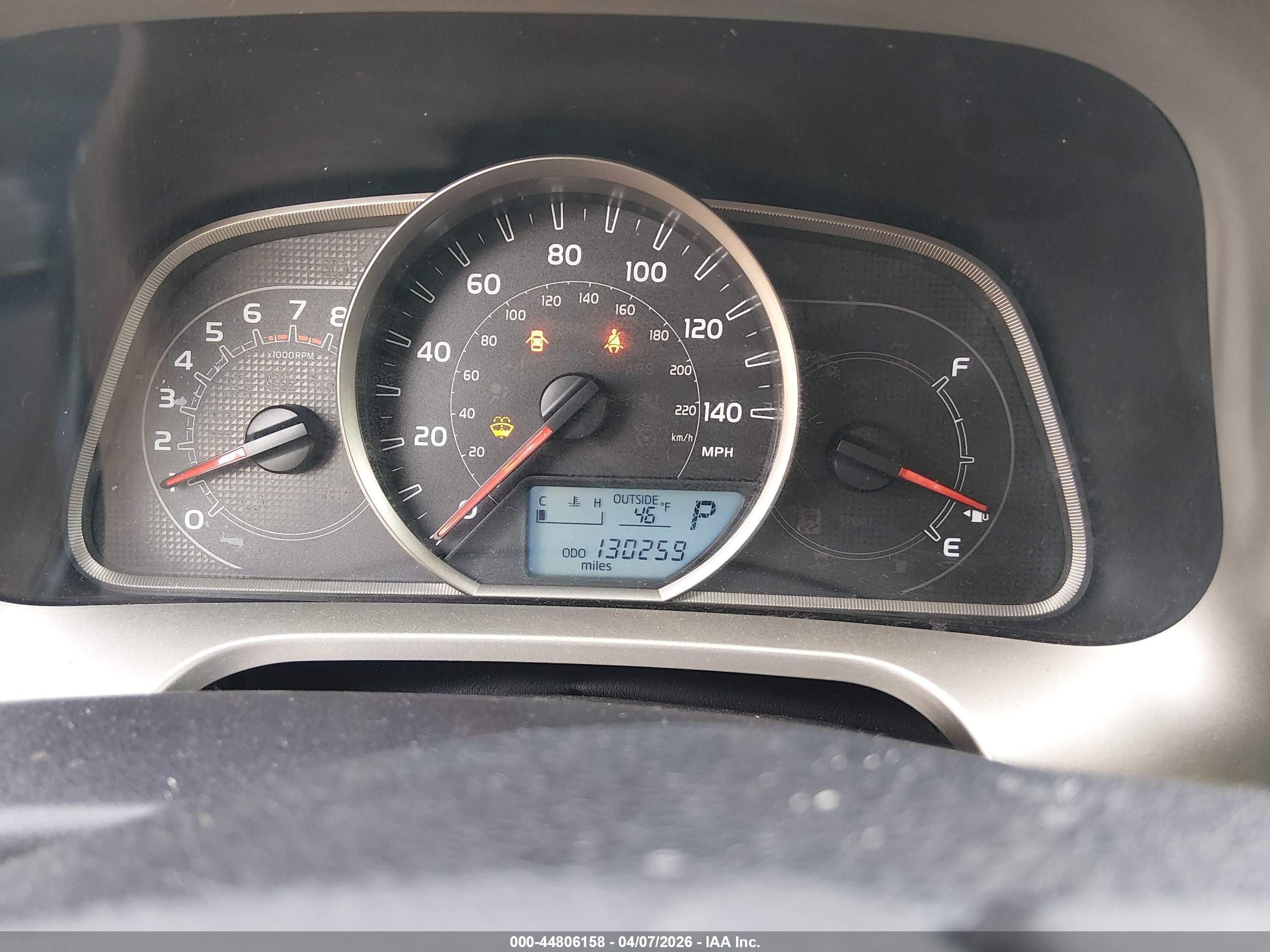 TOYOTA RAV4 image 7