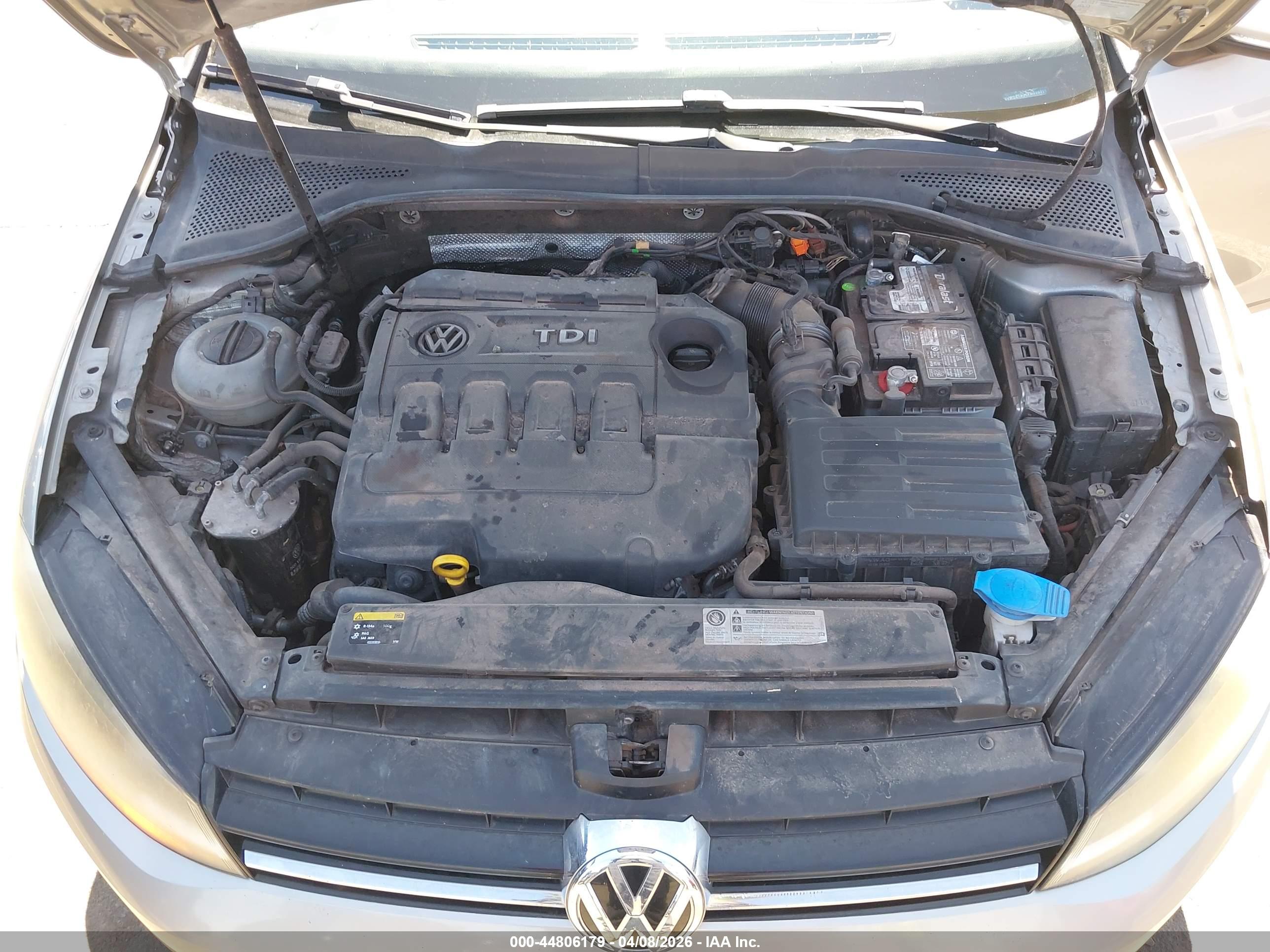 VOLKSWAGEN GOLF image 10