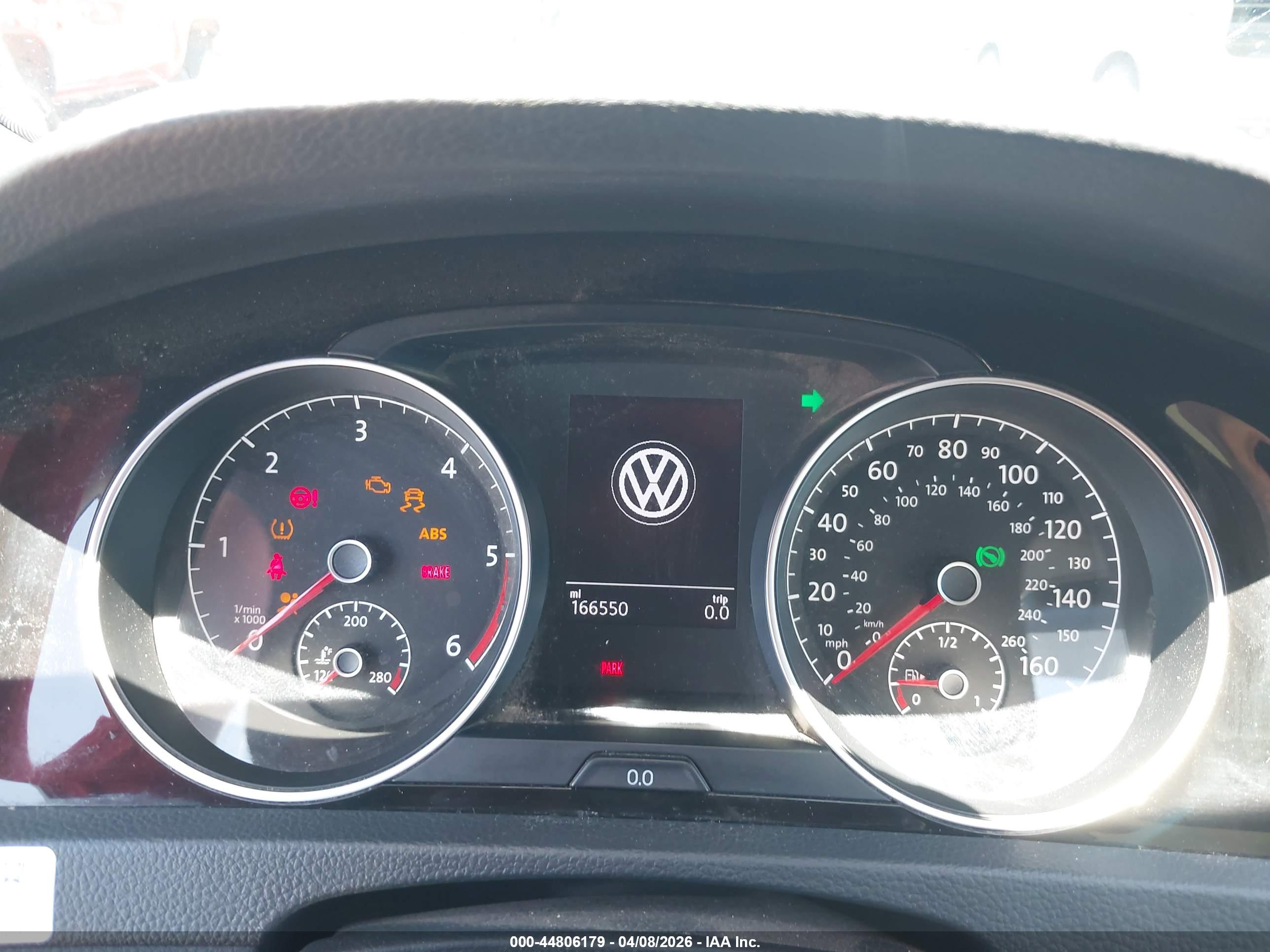 VOLKSWAGEN GOLF image 7
