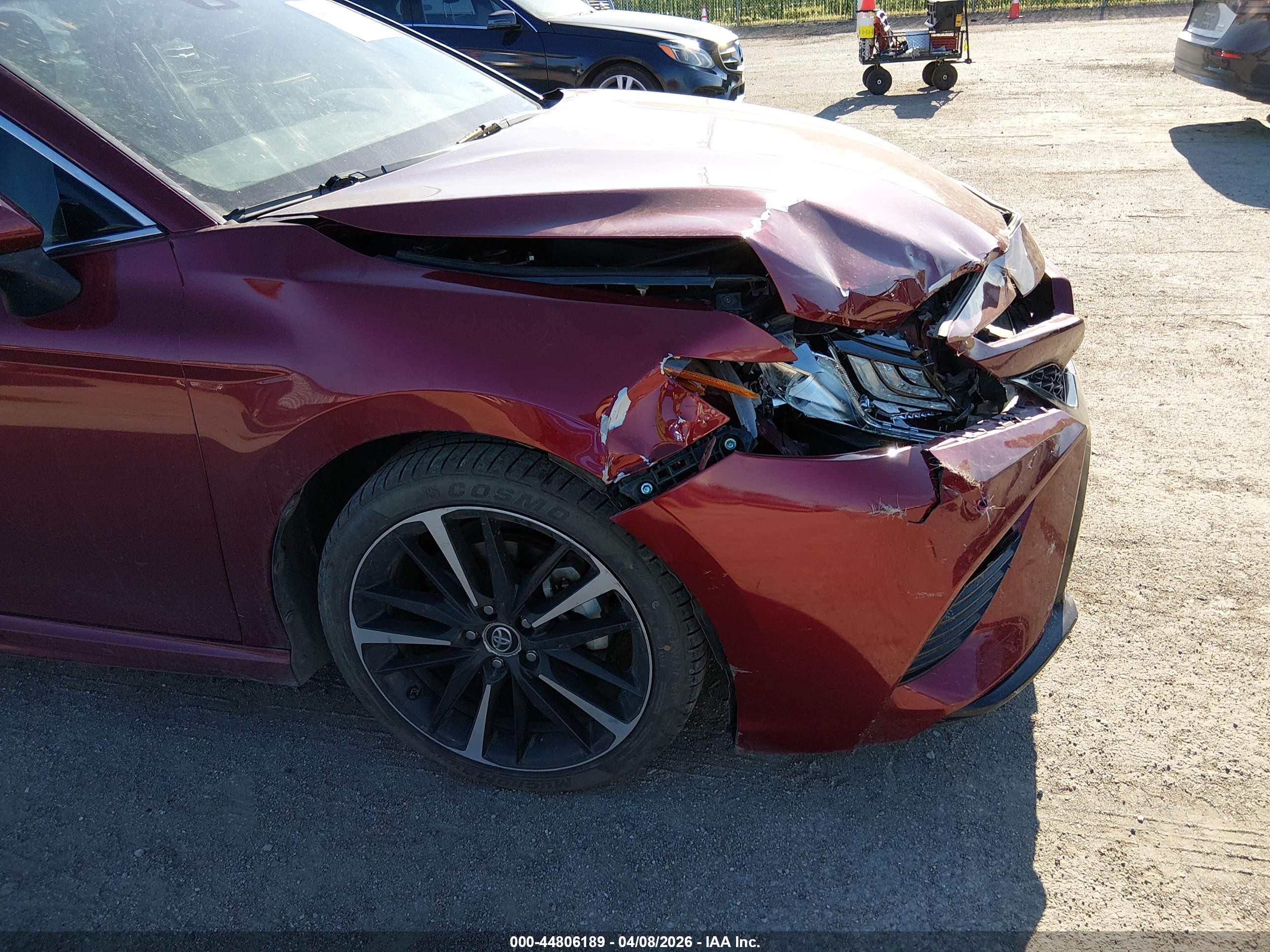 TOYOTA CAMRY image 6