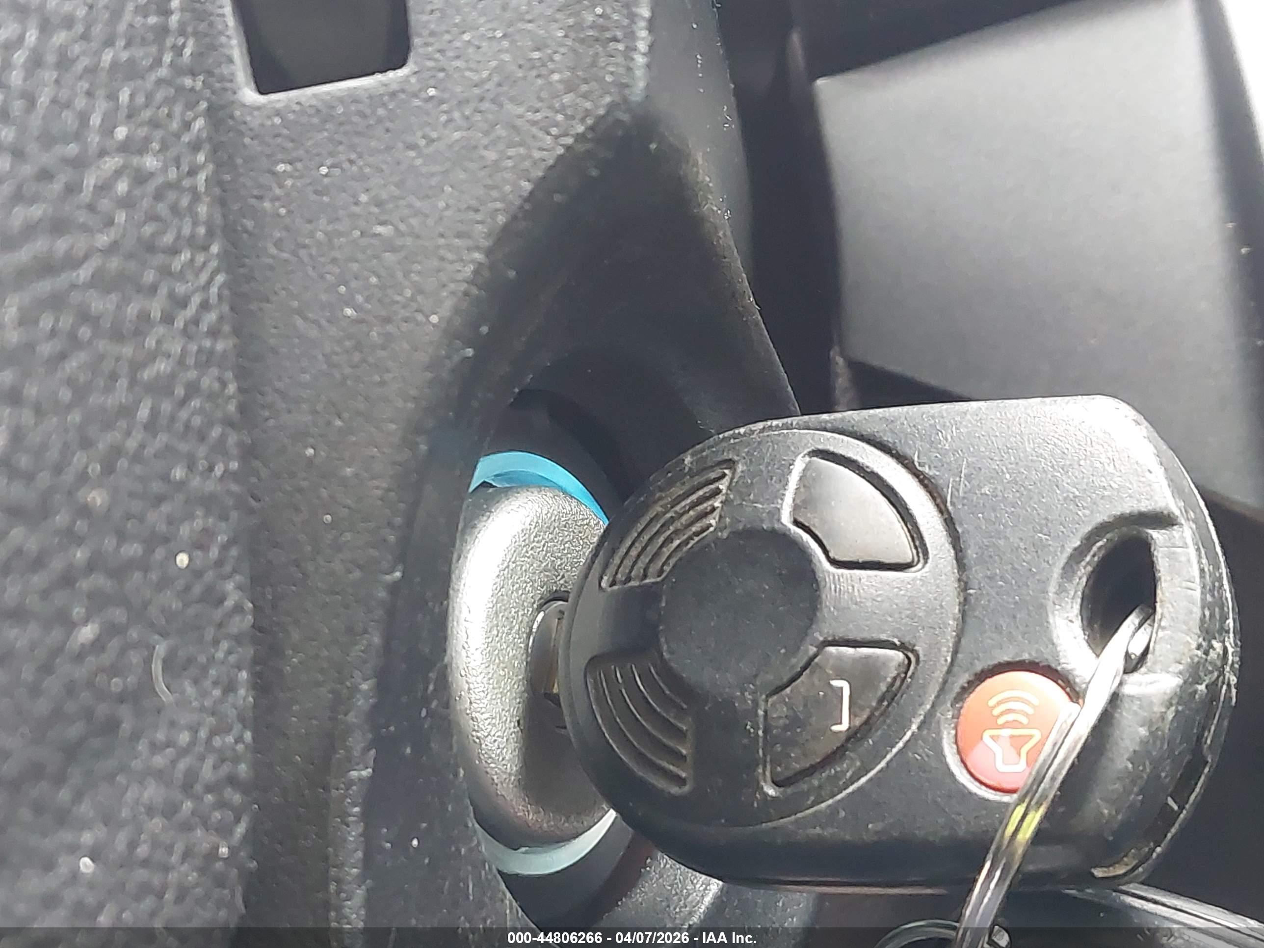 FORD ESCAPE image 11