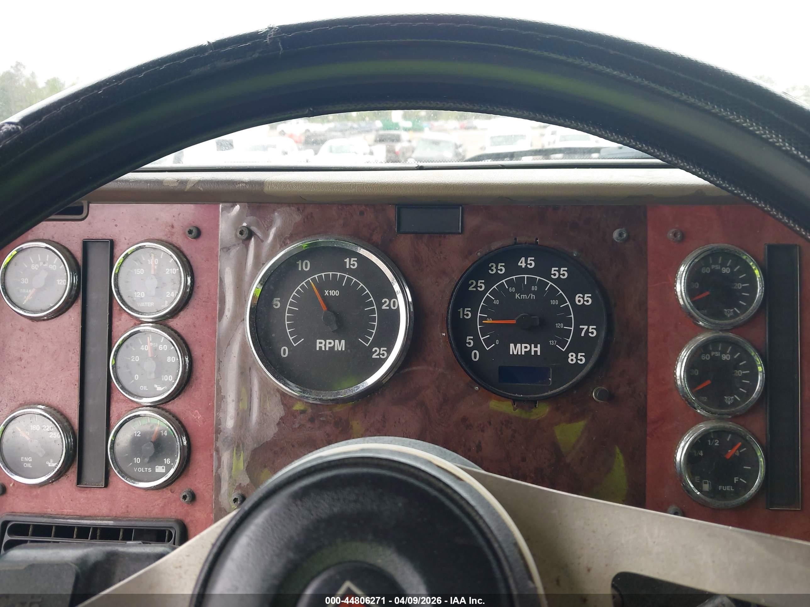 INTERNATIONAL 9200 image 6