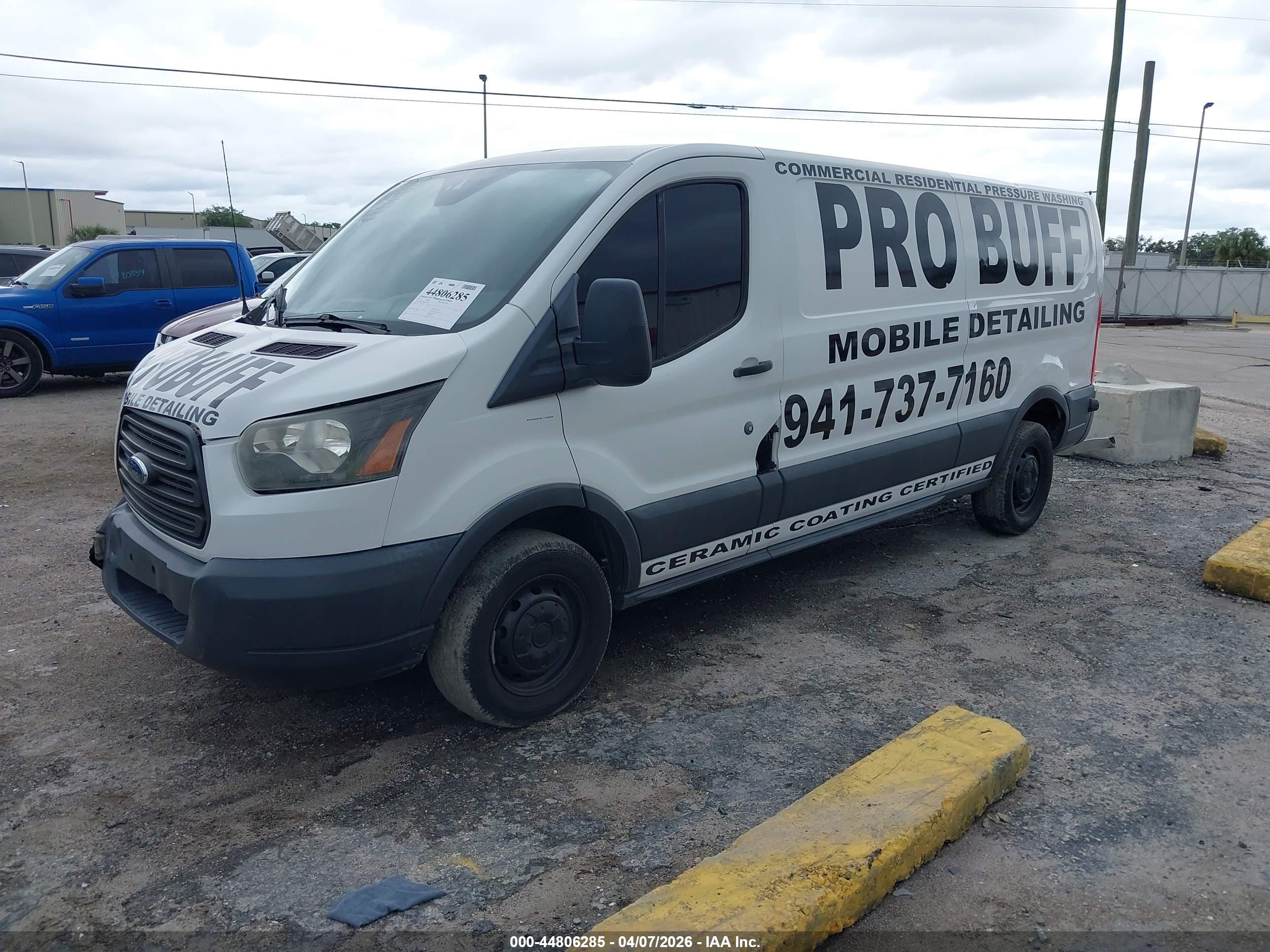 FORD TRANSIT-250 image 2