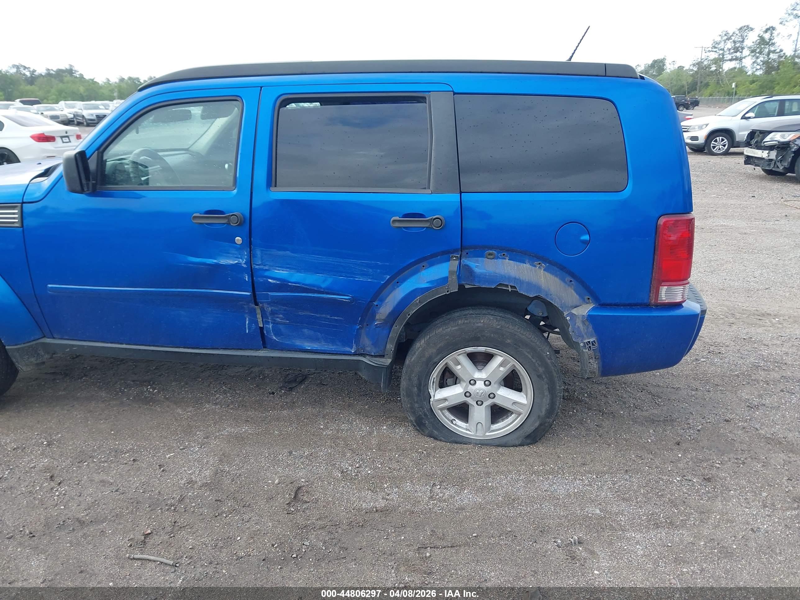 DODGE NITRO image 6