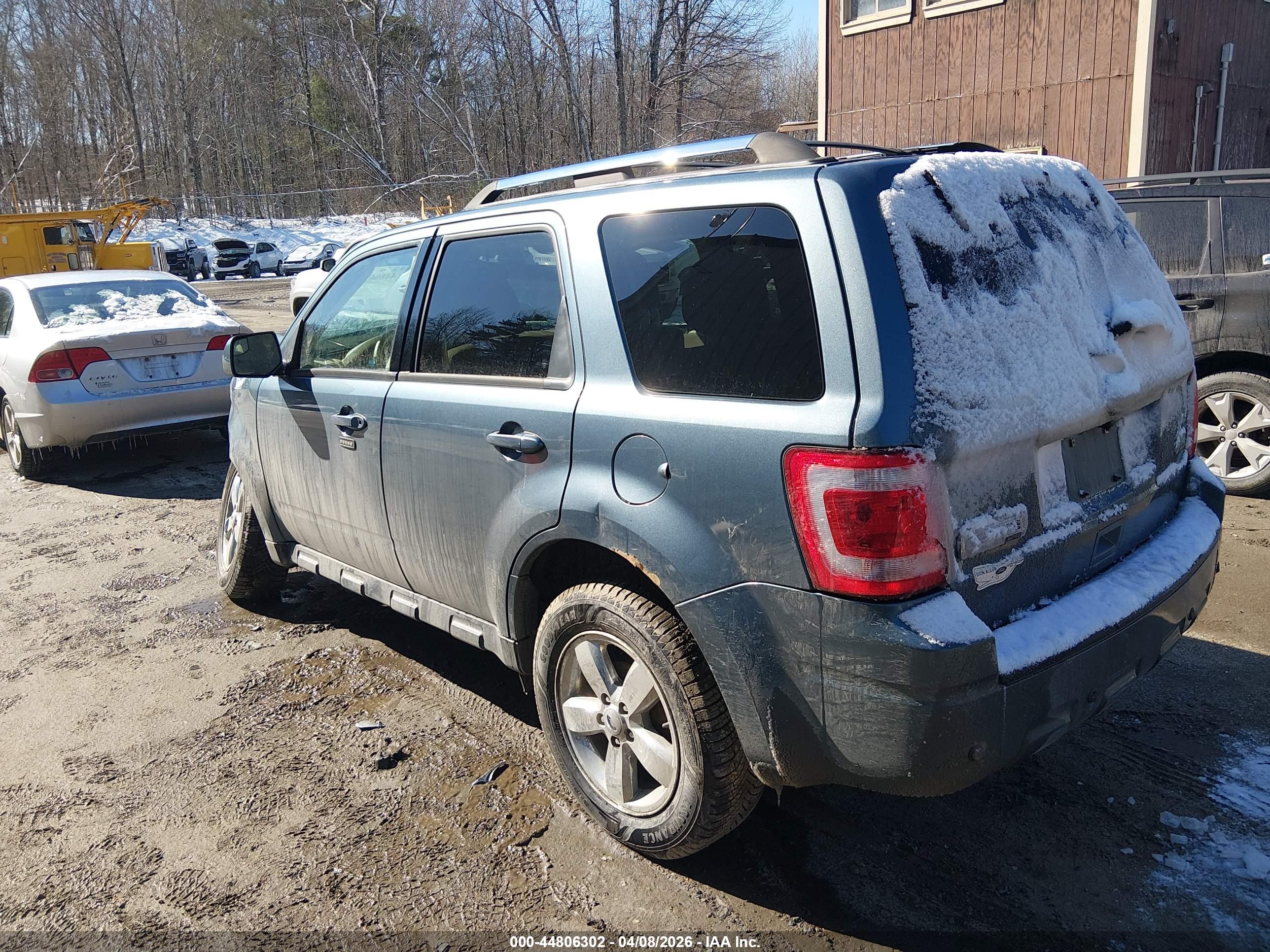 FORD ESCAPE image 3