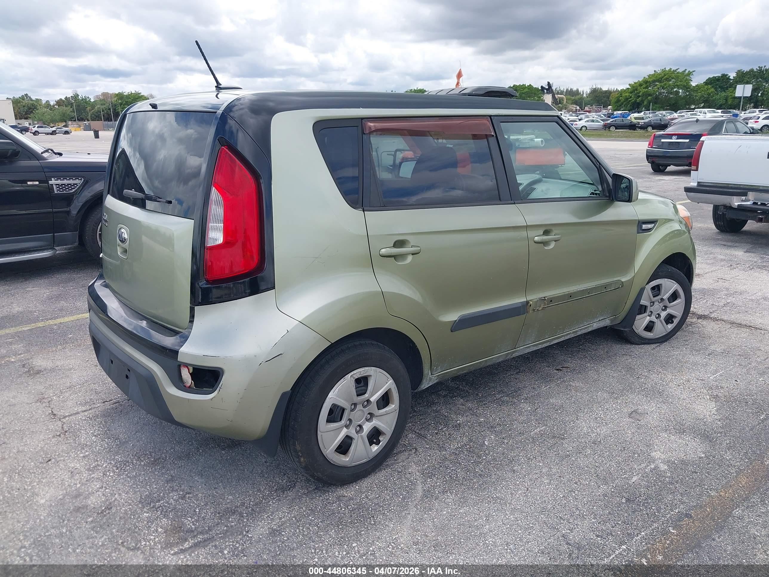 KIA SOUL image 4