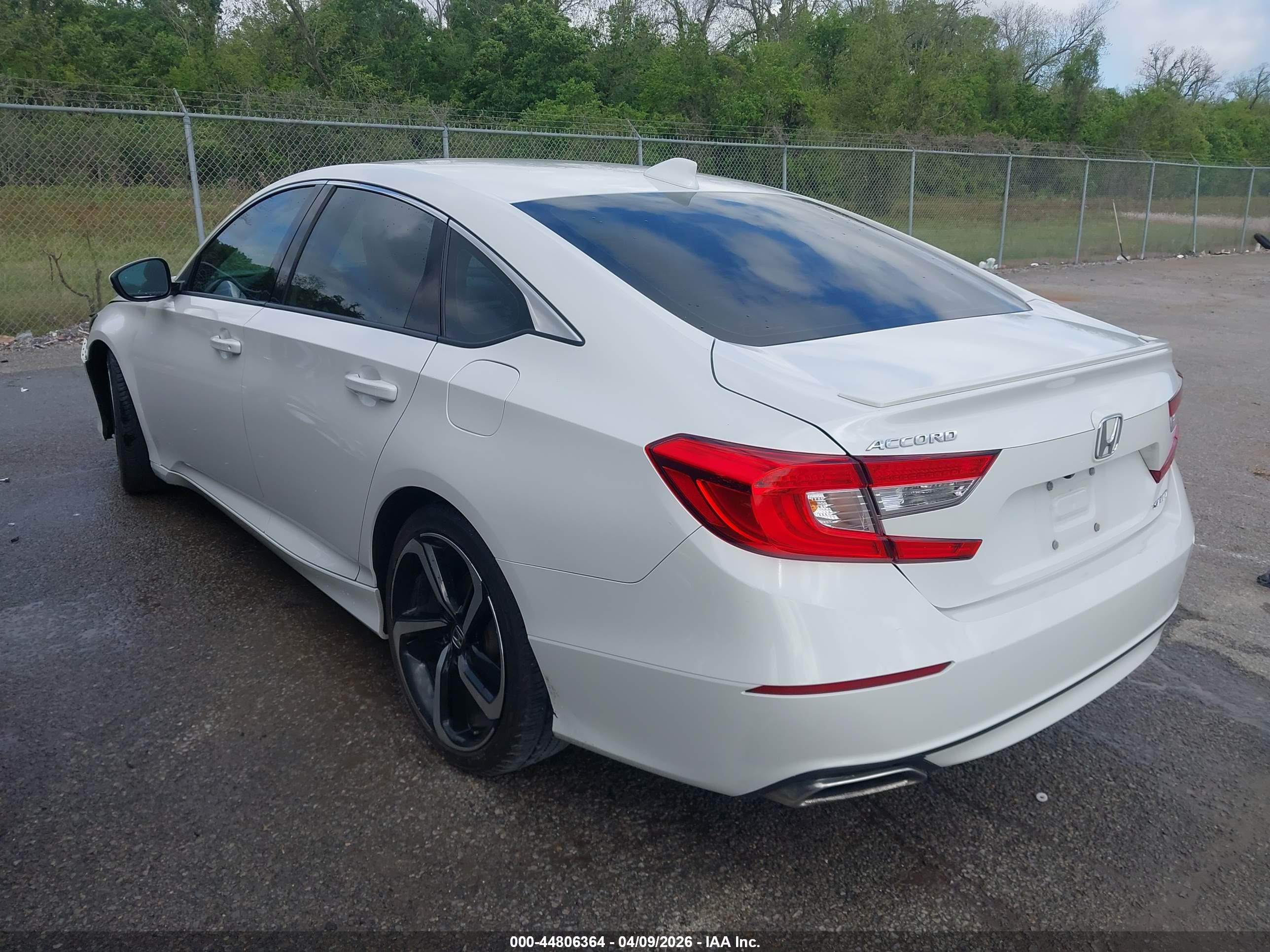 HONDA ACCORD image 3