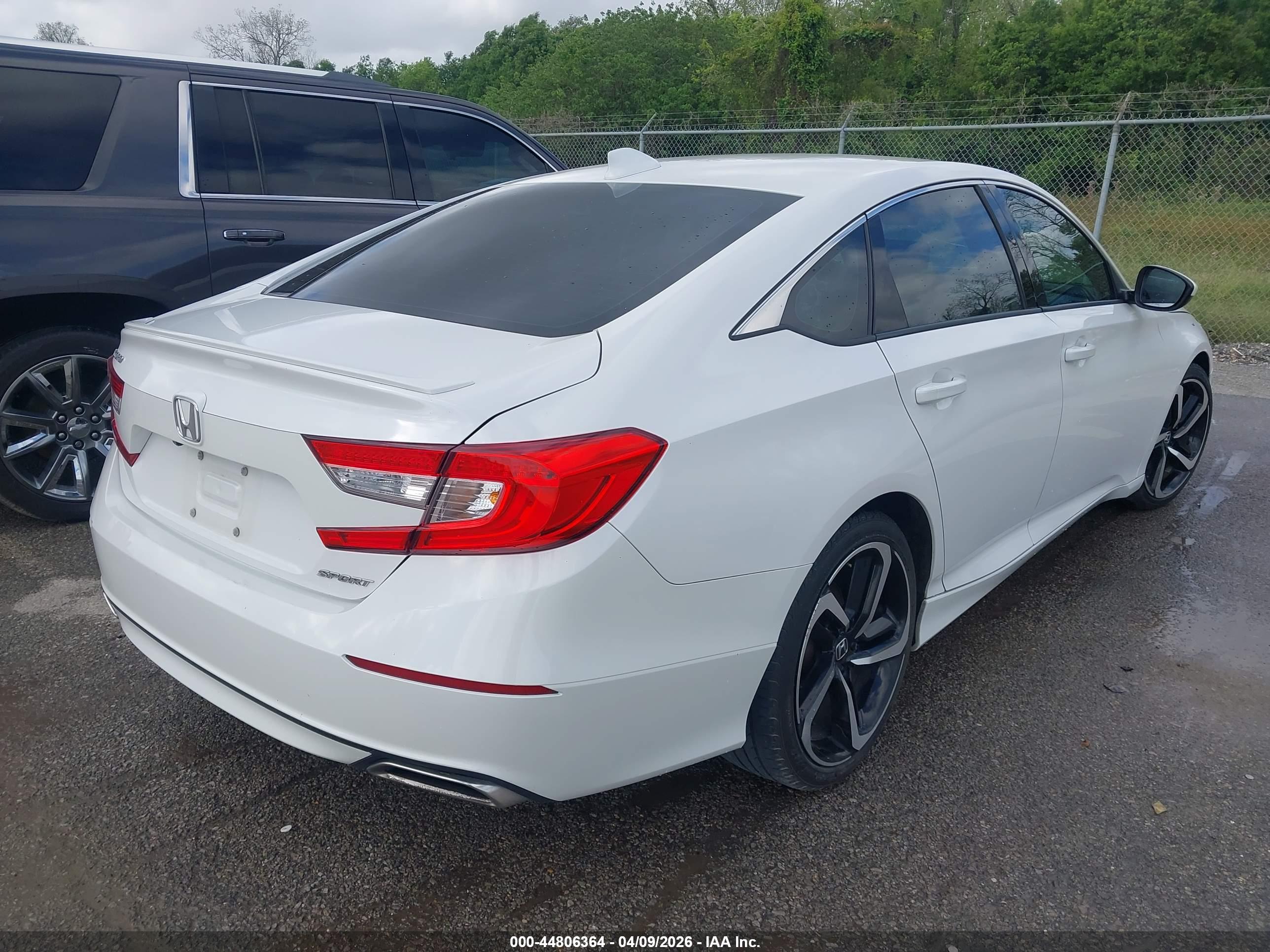 HONDA ACCORD image 4