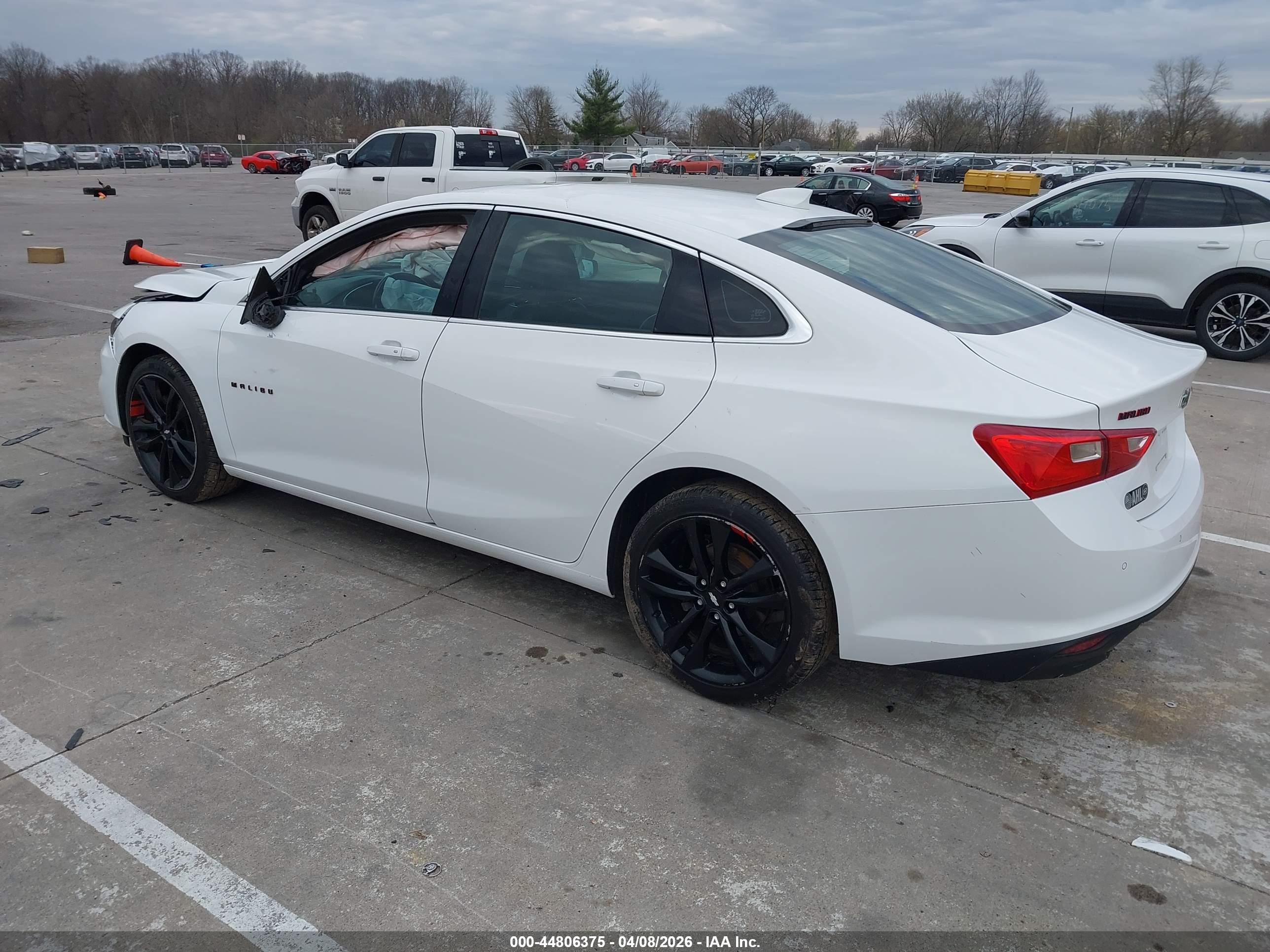 CHEVROLET MALIBU image 3