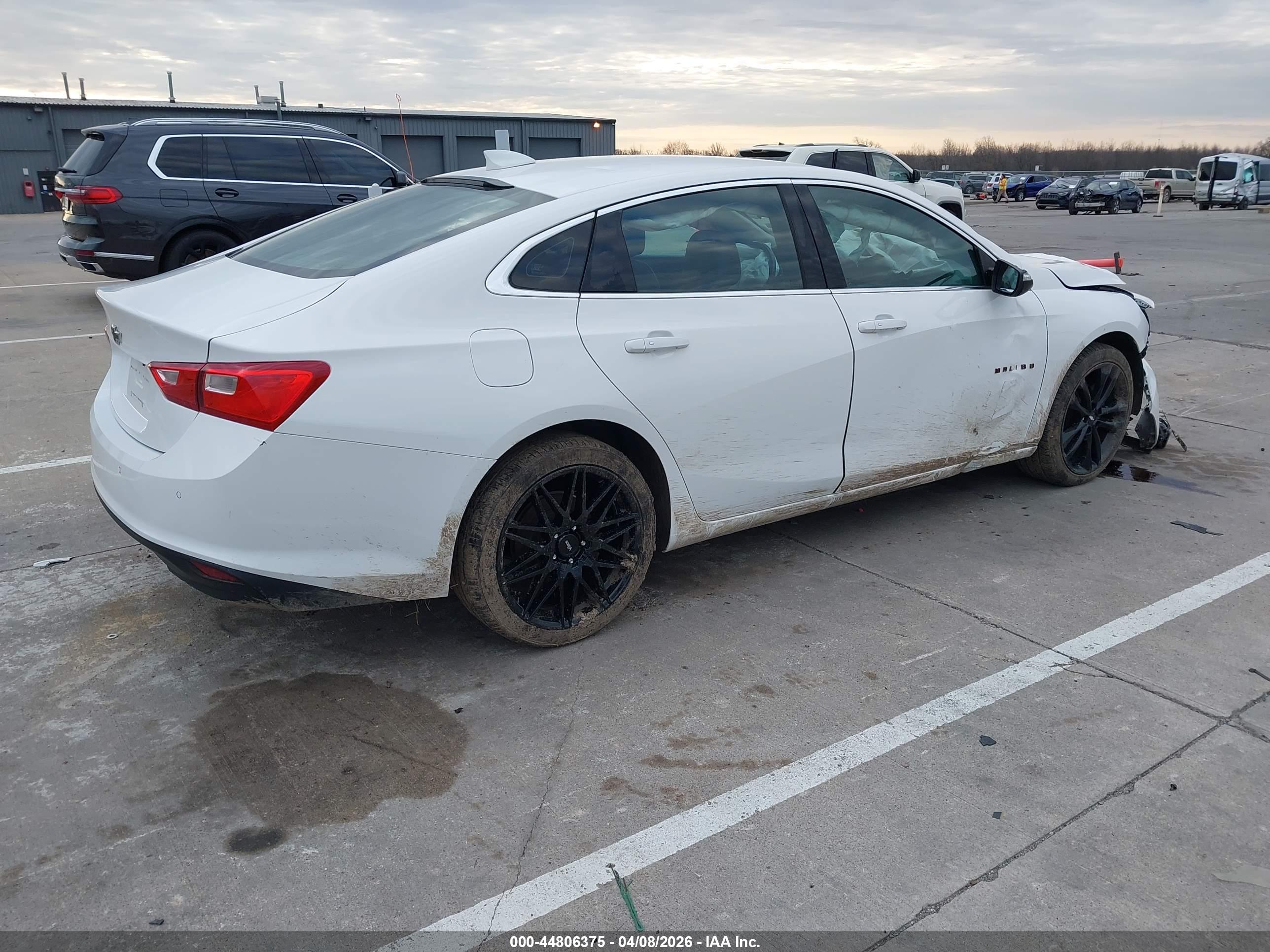 CHEVROLET MALIBU image 4