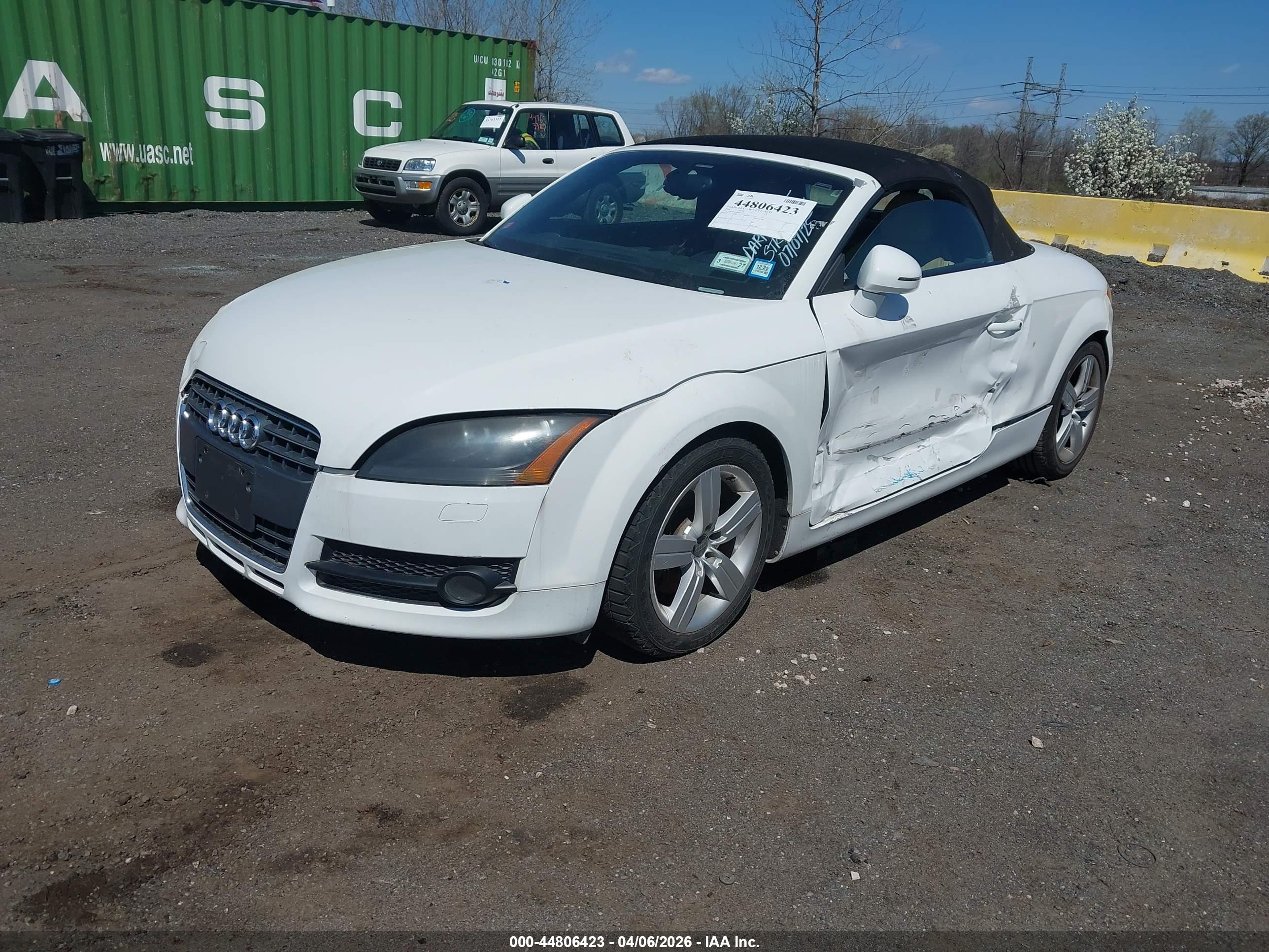 AUDI TT image 2