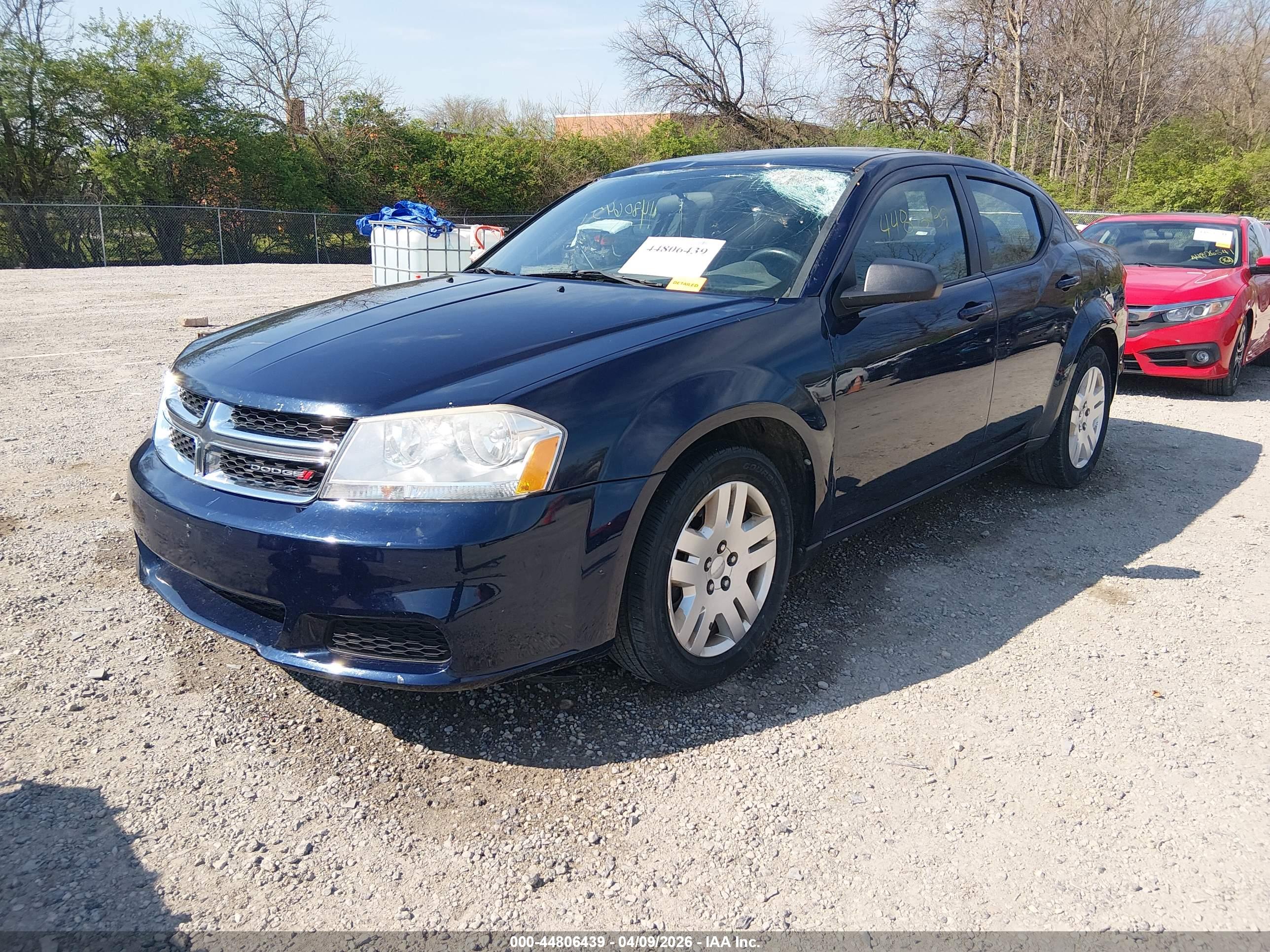 DODGE AVENGER image 2