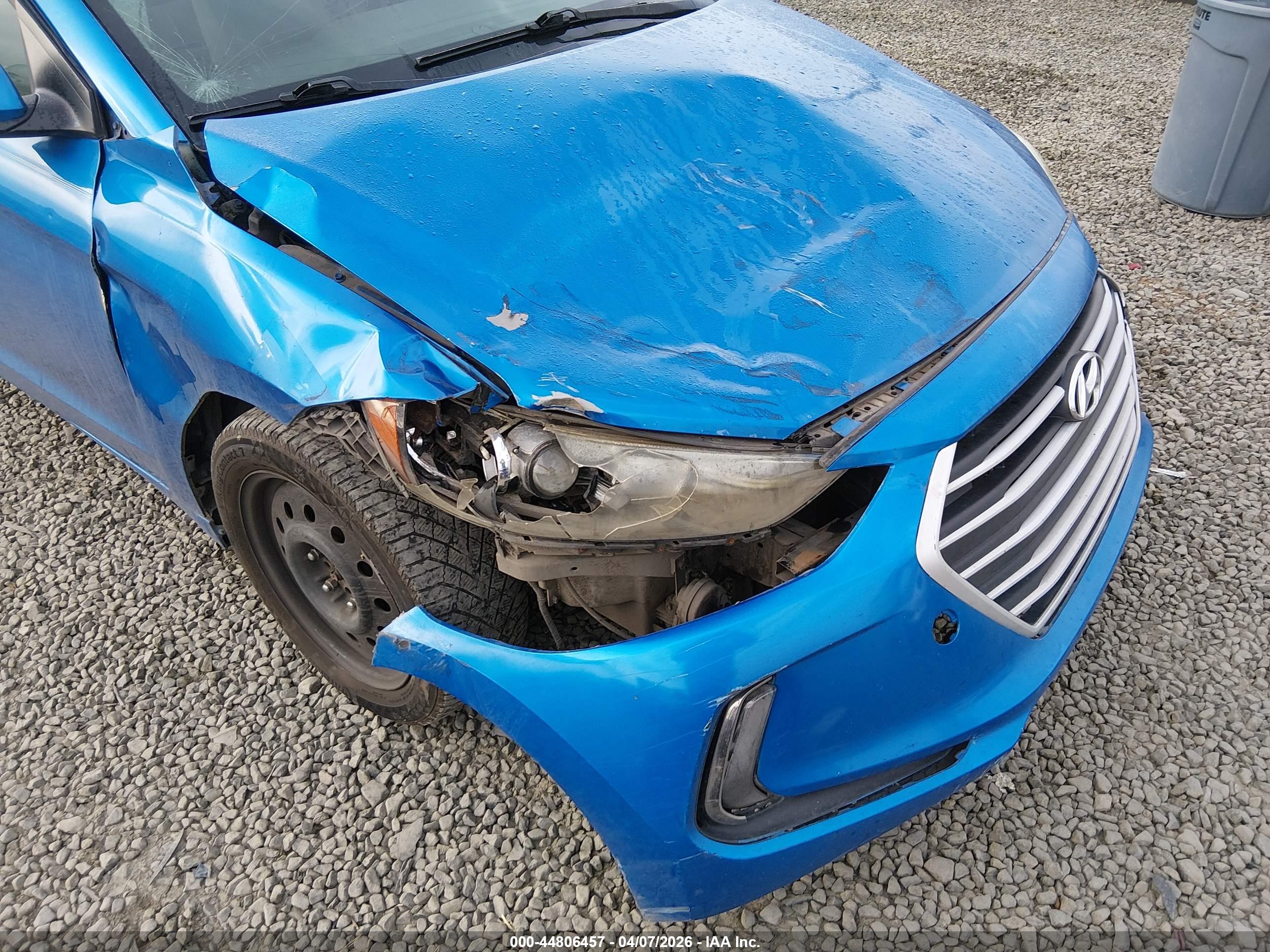 HYUNDAI ELANTRA image 6