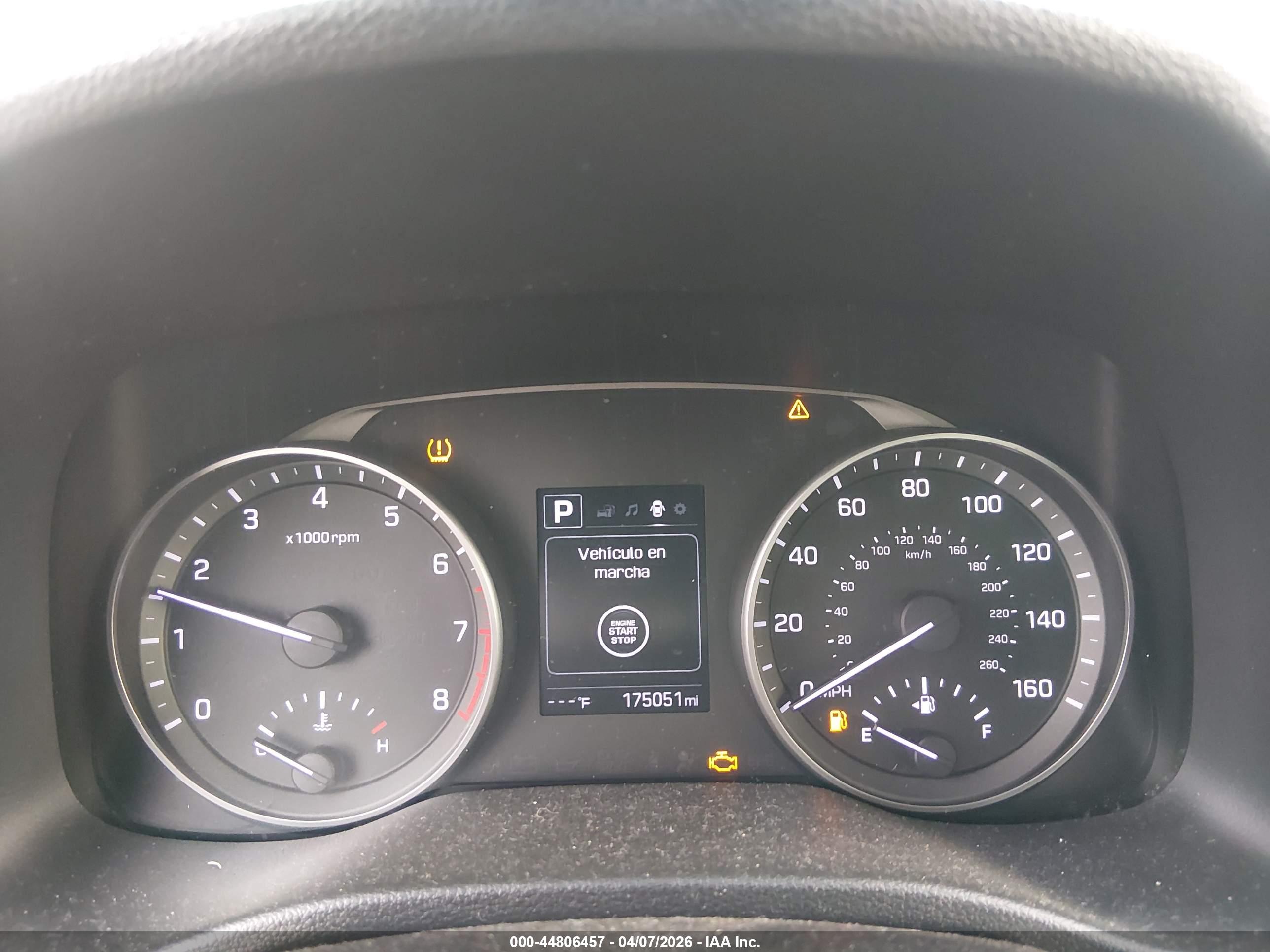 HYUNDAI ELANTRA image 7