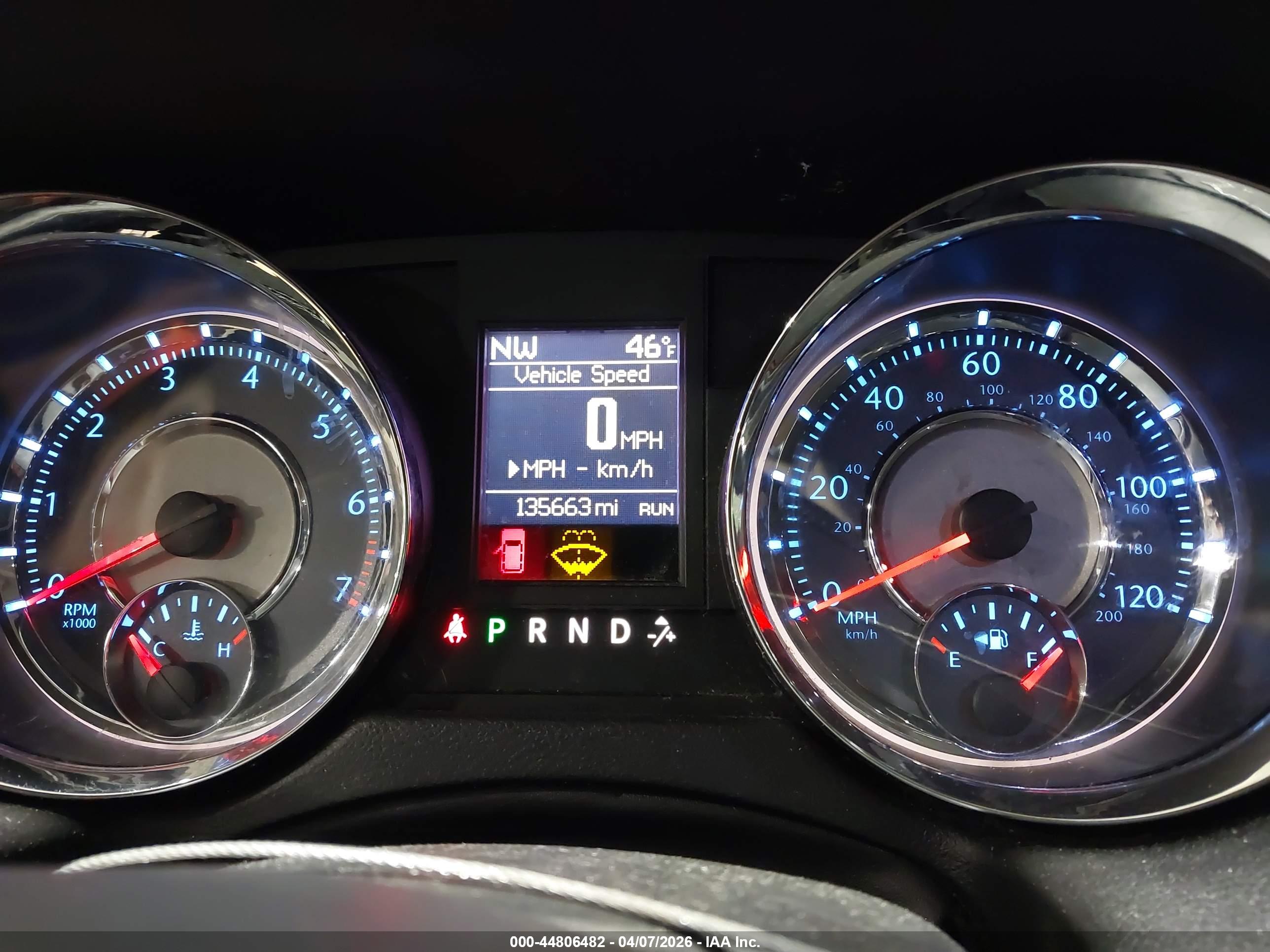 CHRYSLER TOWN image 7