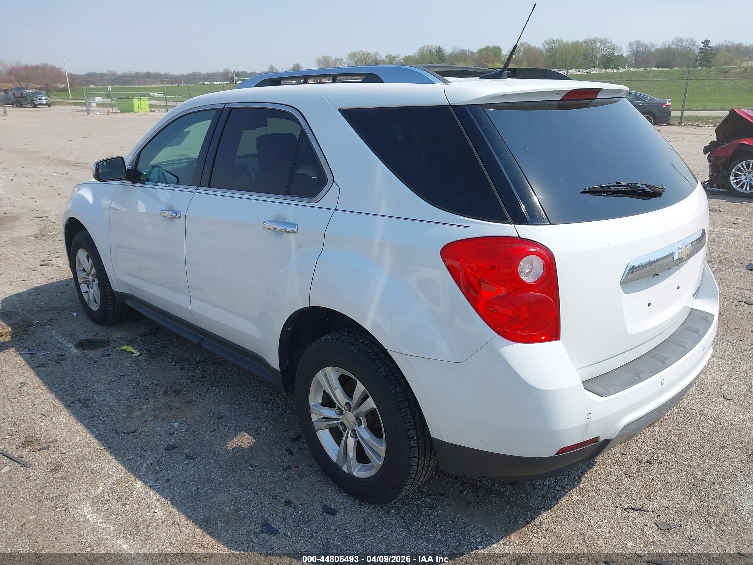CHEVROLET EQUINOX image 3
