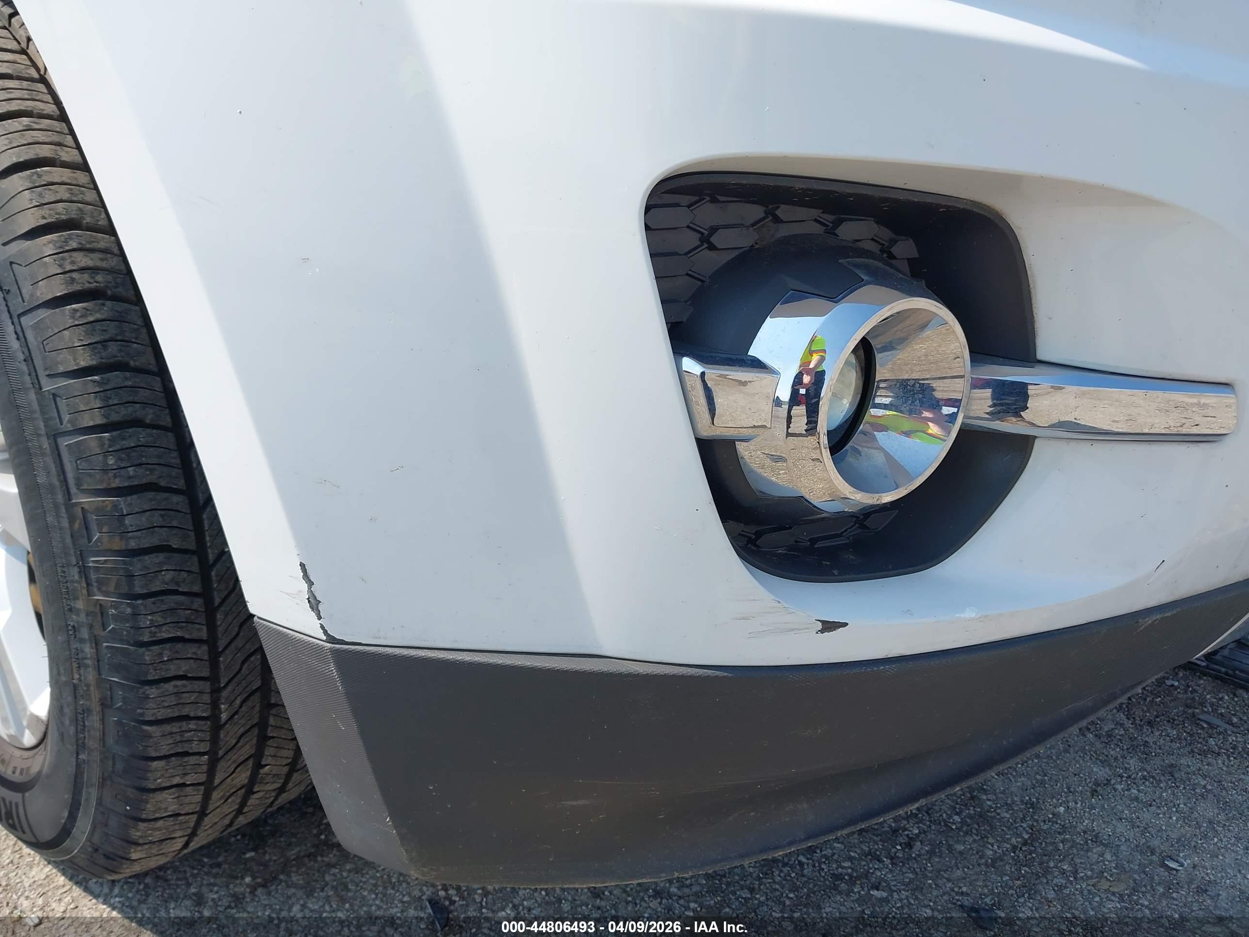CHEVROLET EQUINOX image 6