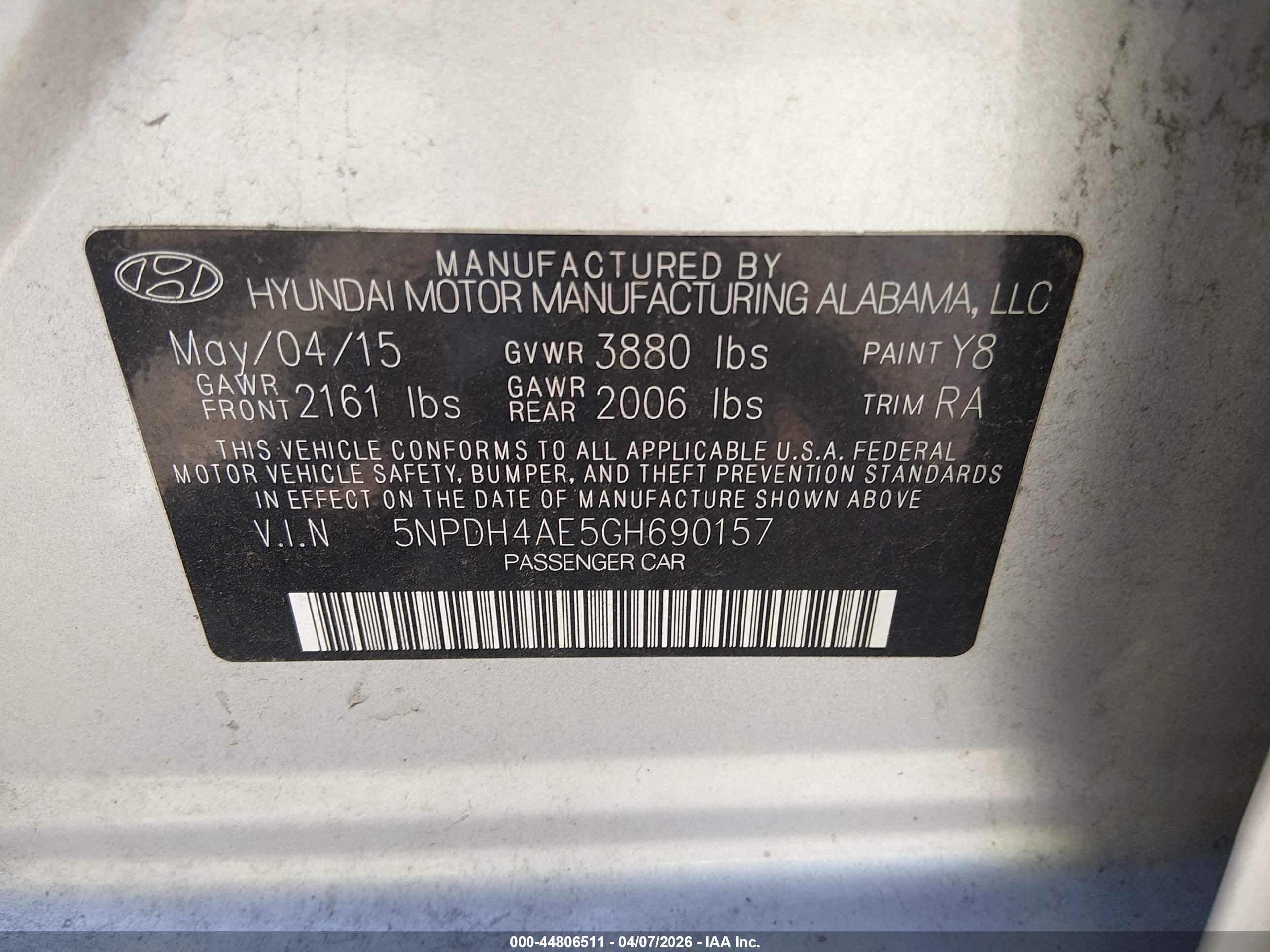 HYUNDAI ELANTRA image 9