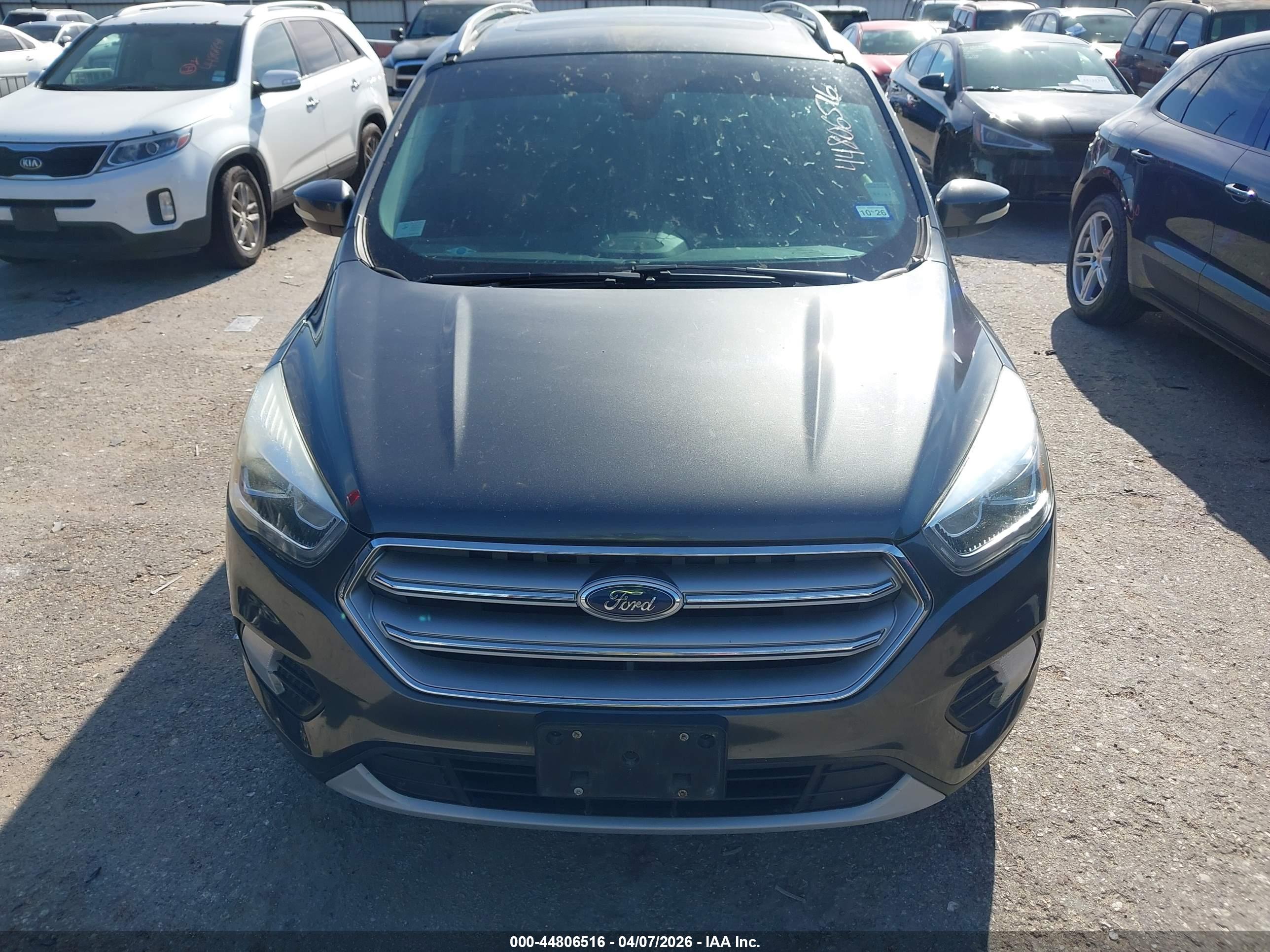 FORD ESCAPE image 6