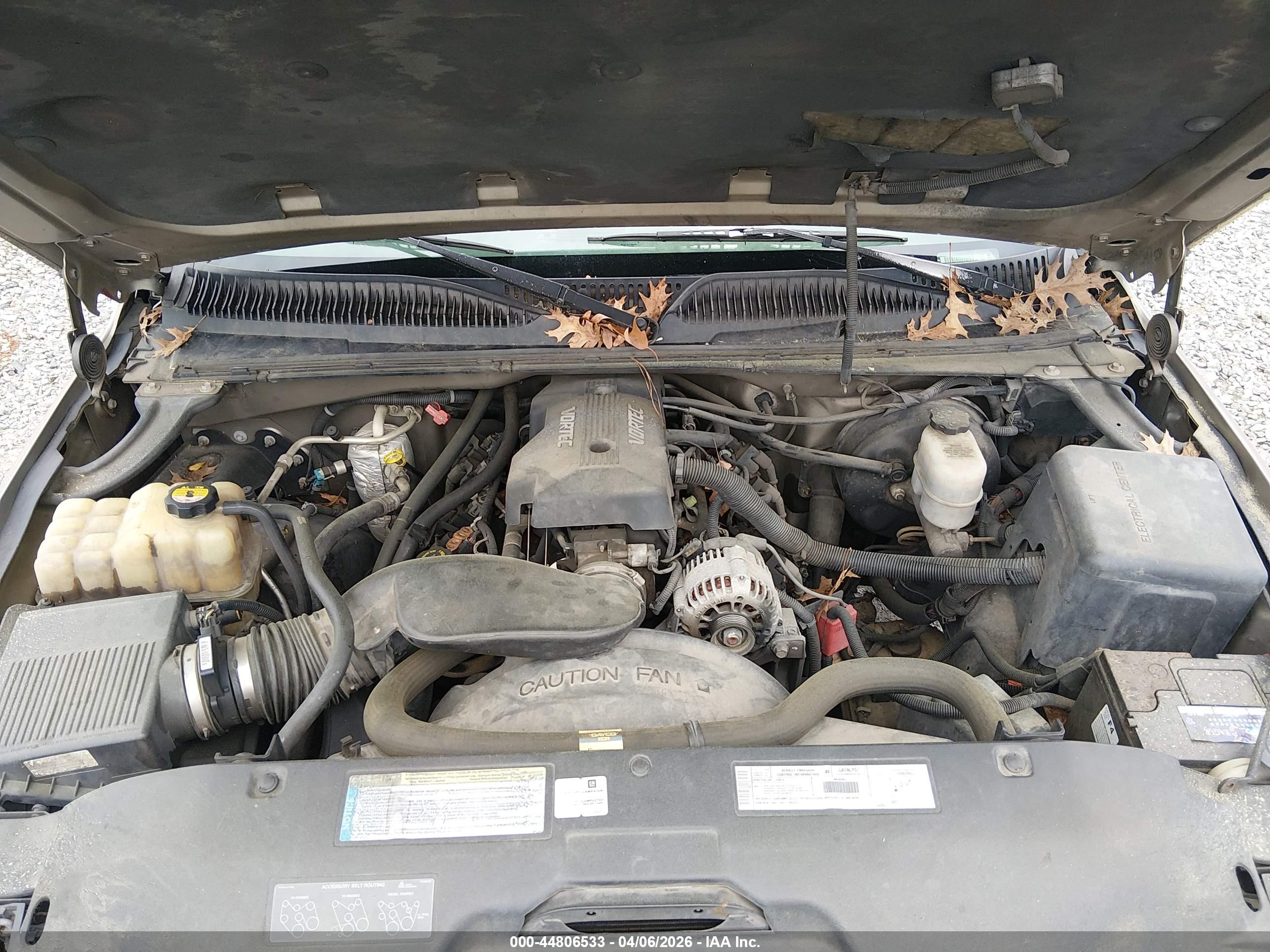 CHEVROLET SILVERADO image 10