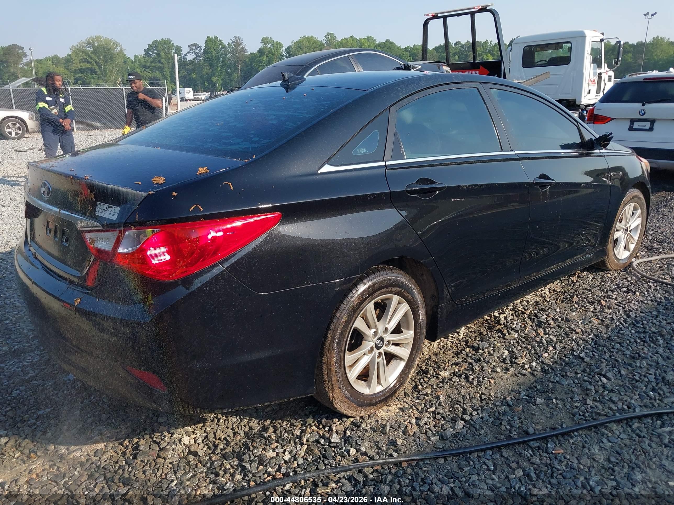 HYUNDAI SONATA image 4
