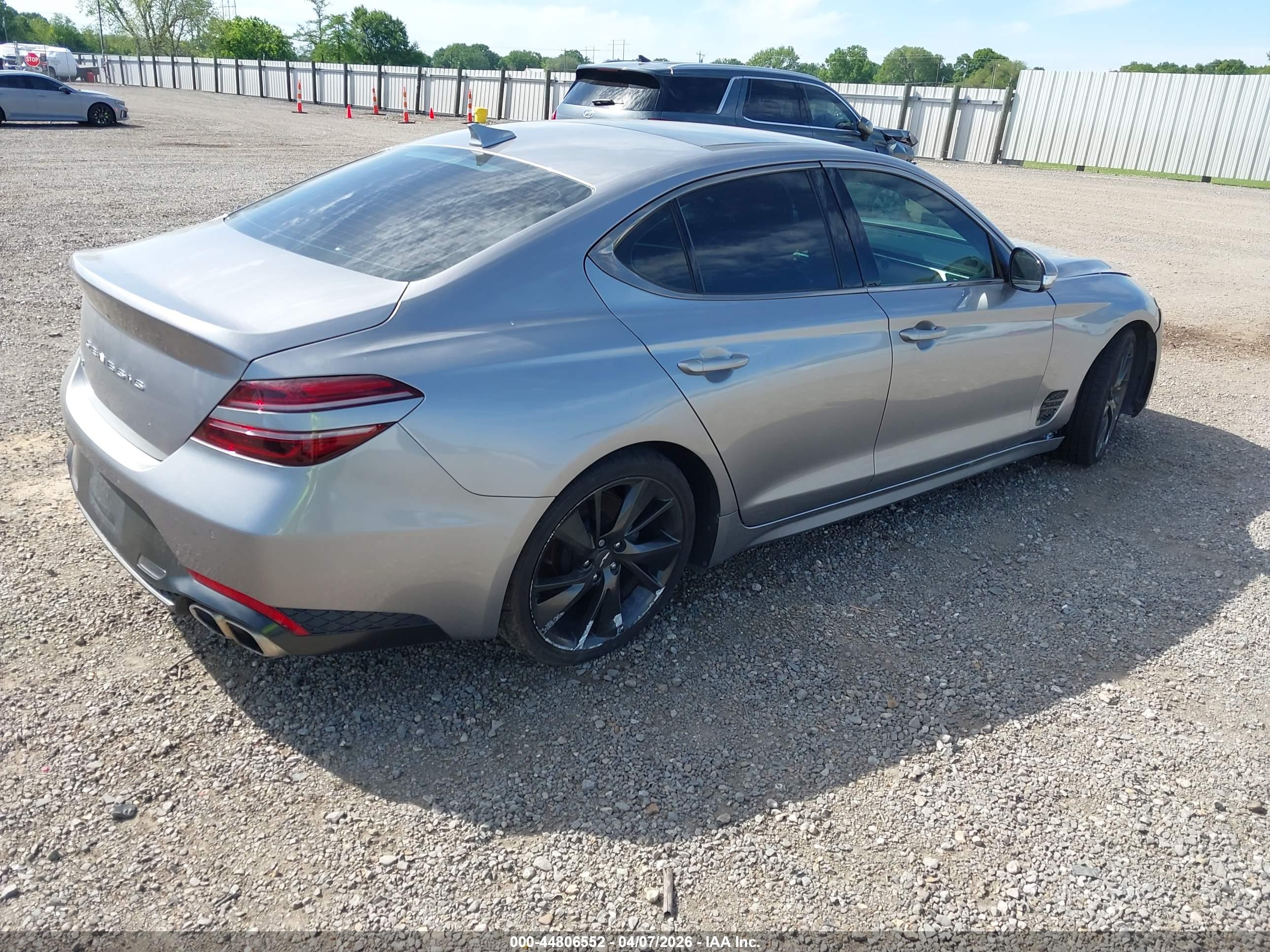 GENESIS G70 image 4