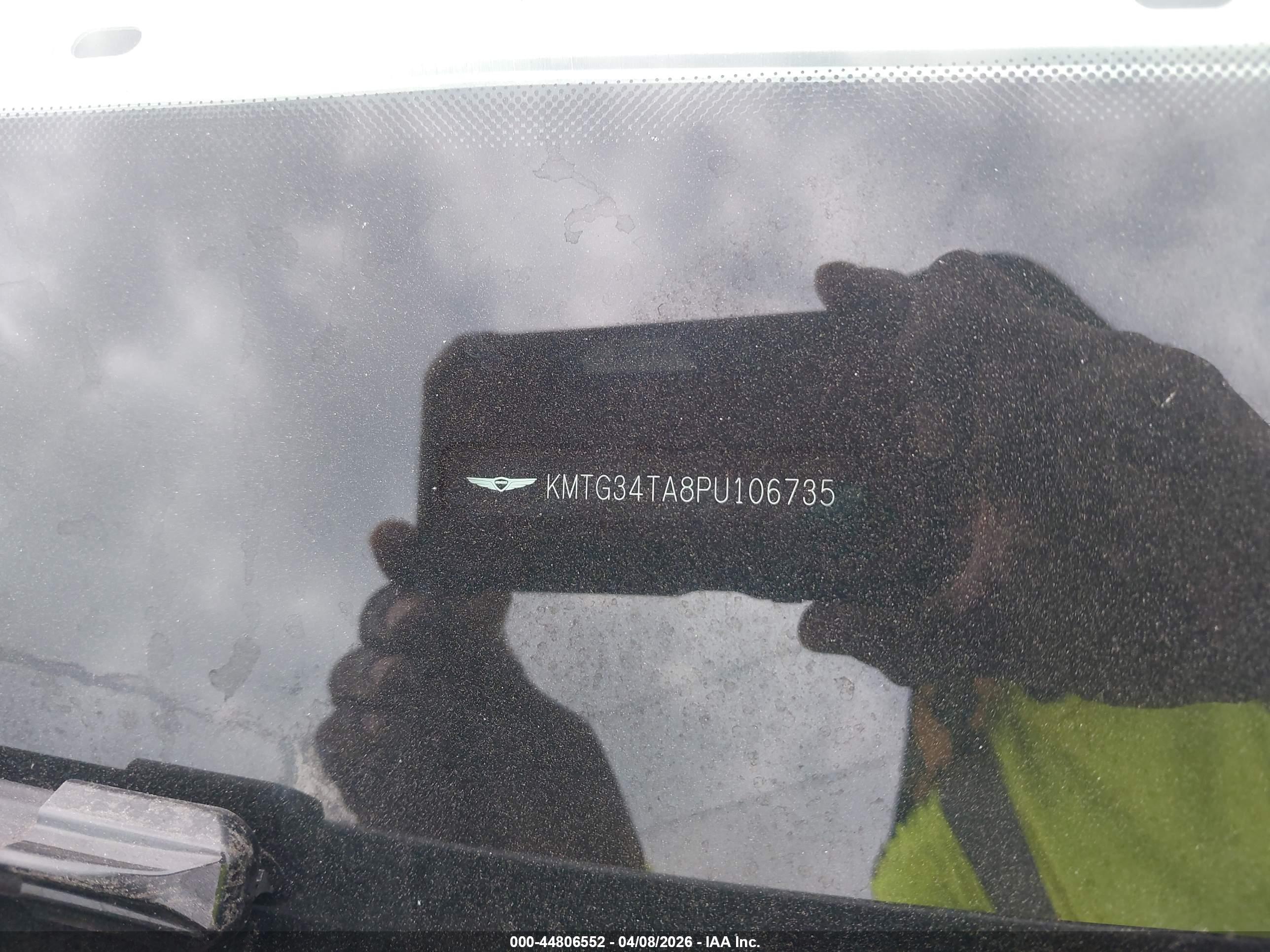 GENESIS G70 image 9