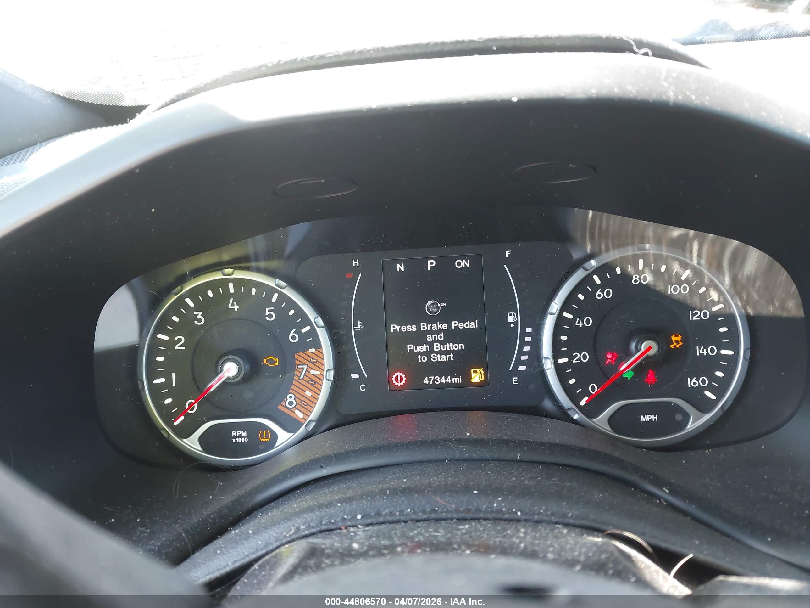 JEEP RENEGADE image 7