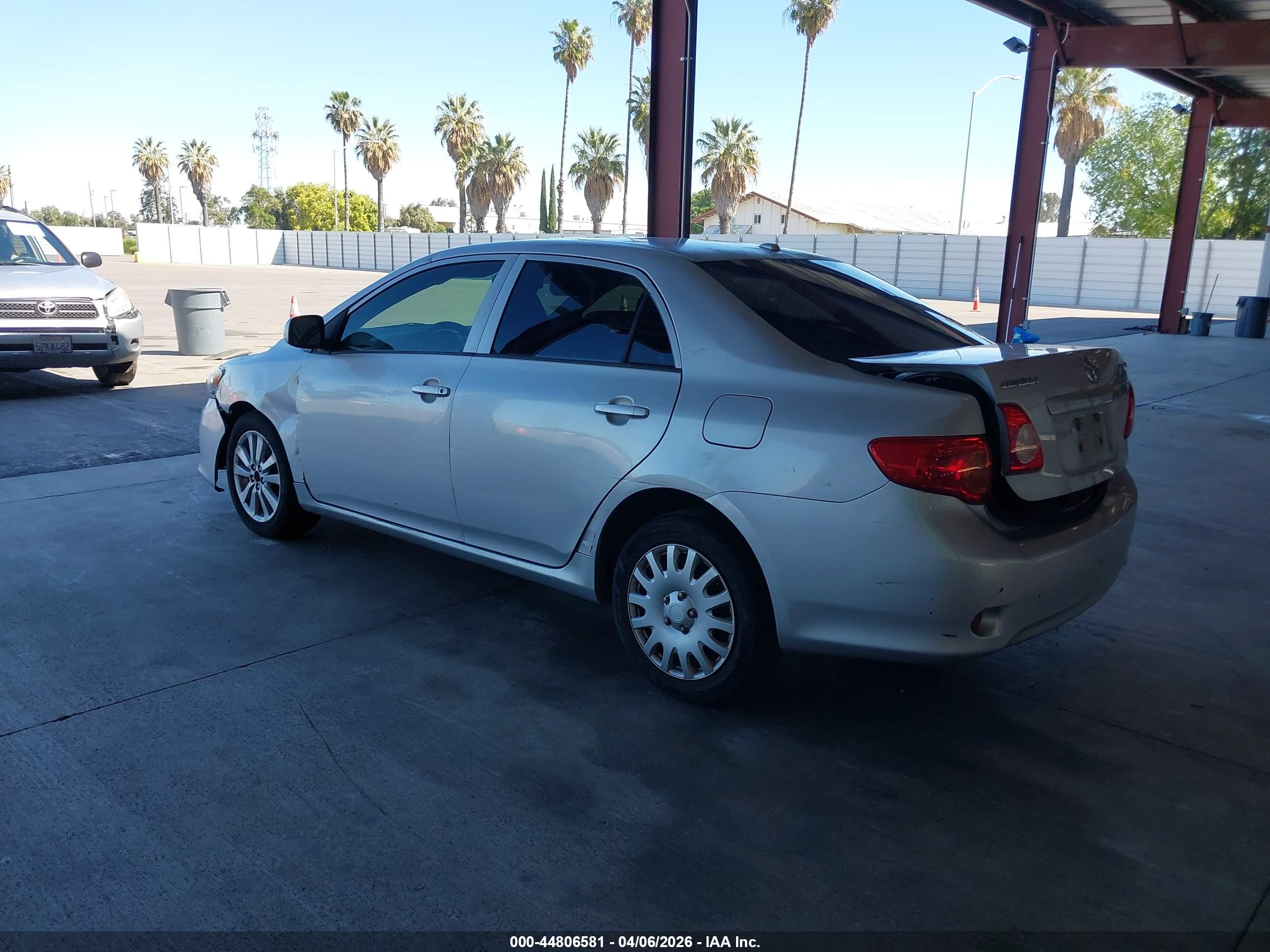 TOYOTA COROLLA image 3