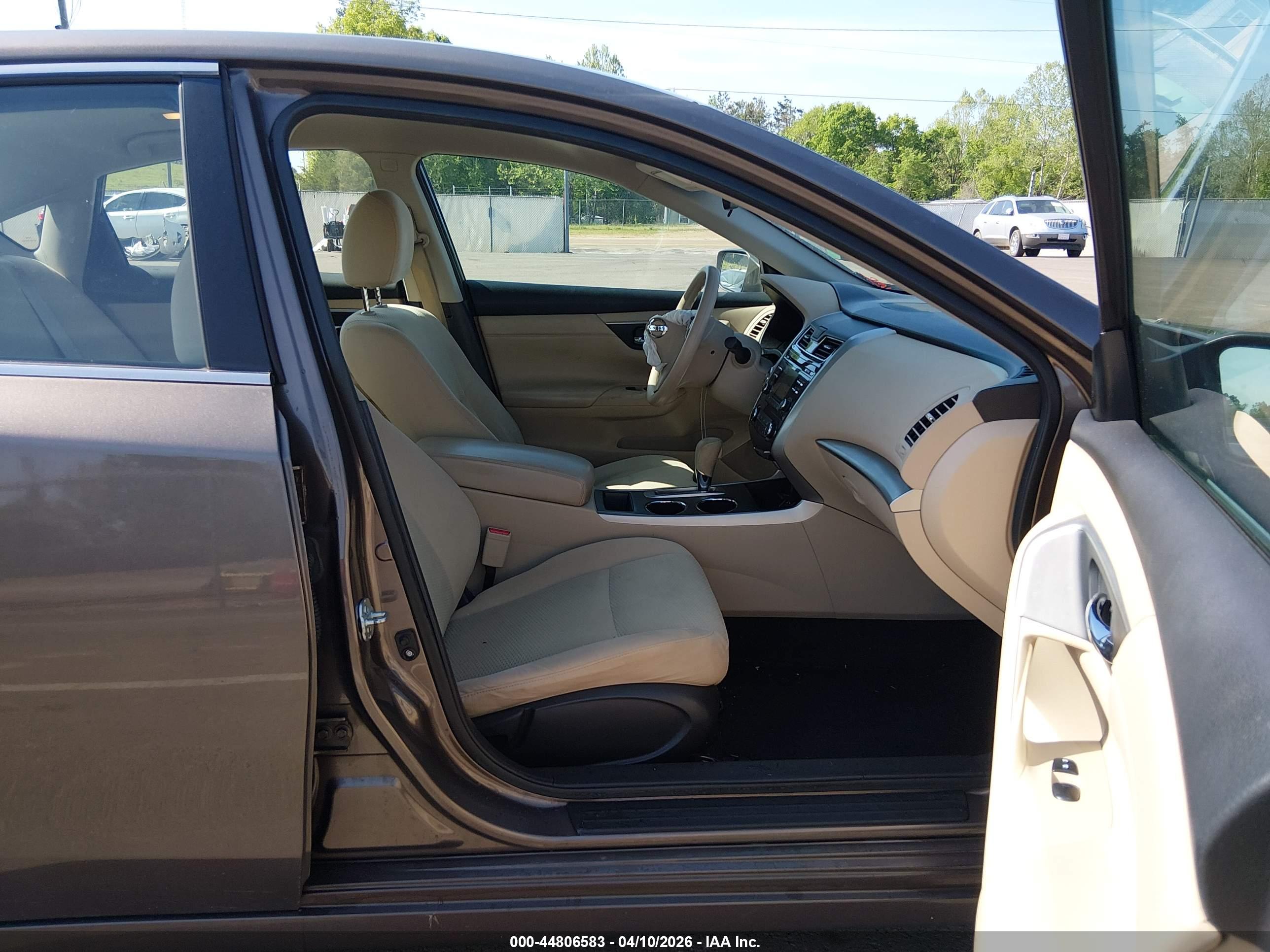 NISSAN ALTIMA image 5