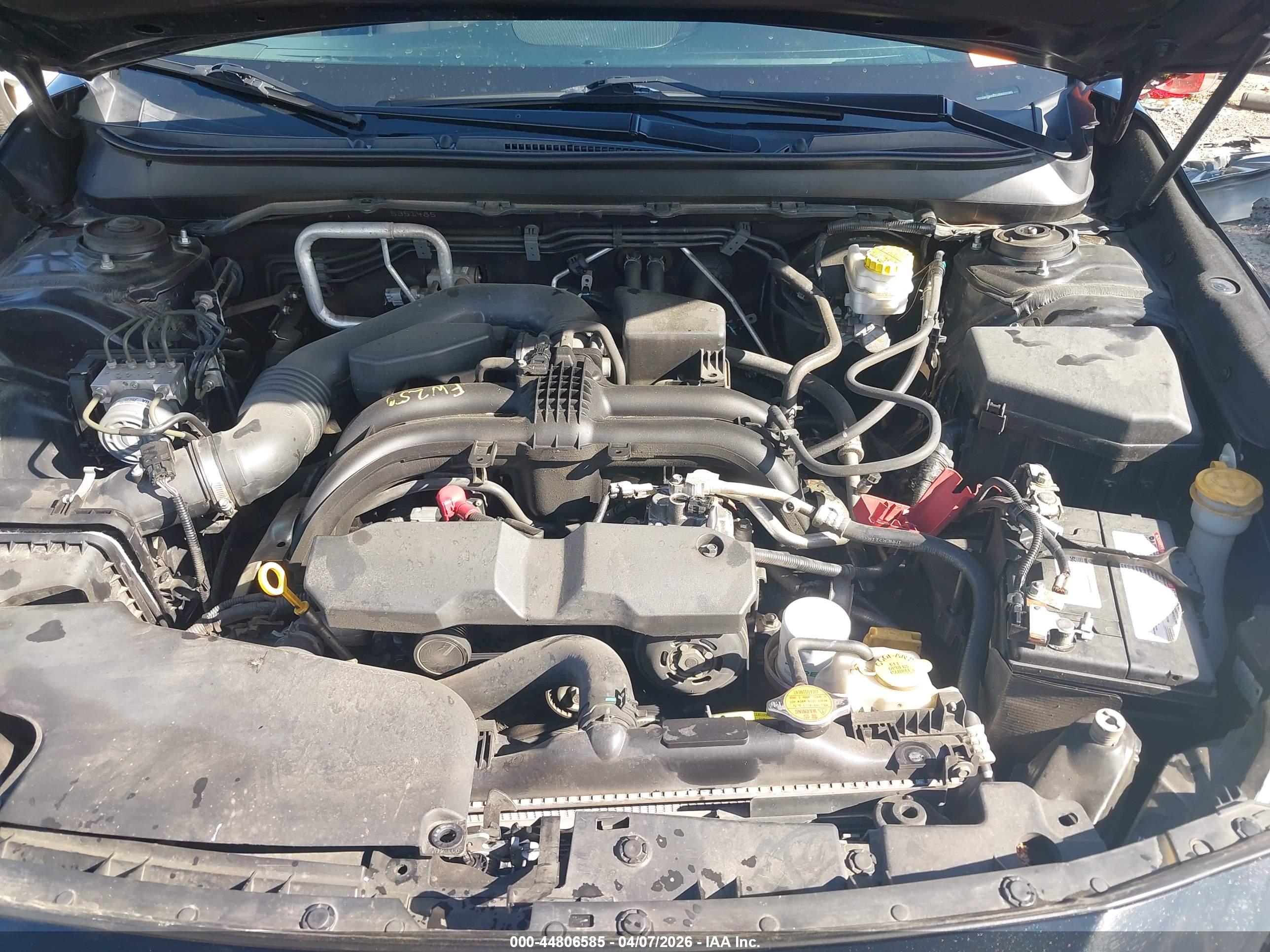 SUBARU OUTBACK image 10