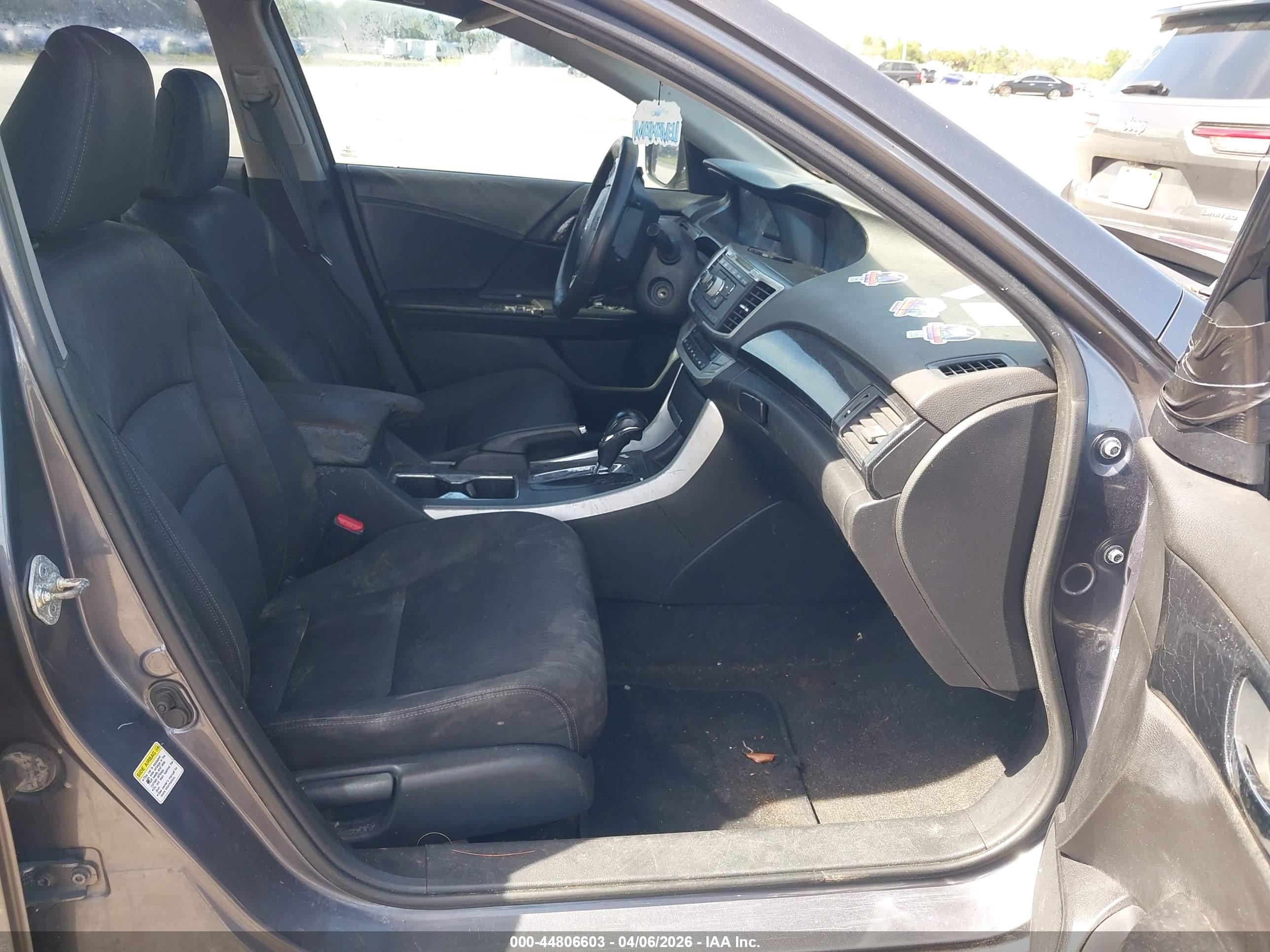 HONDA ACCORD image 5