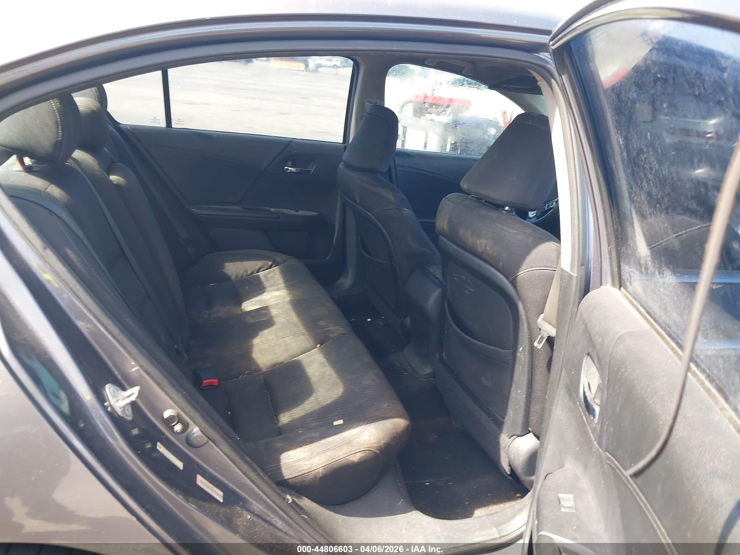 HONDA ACCORD image 8