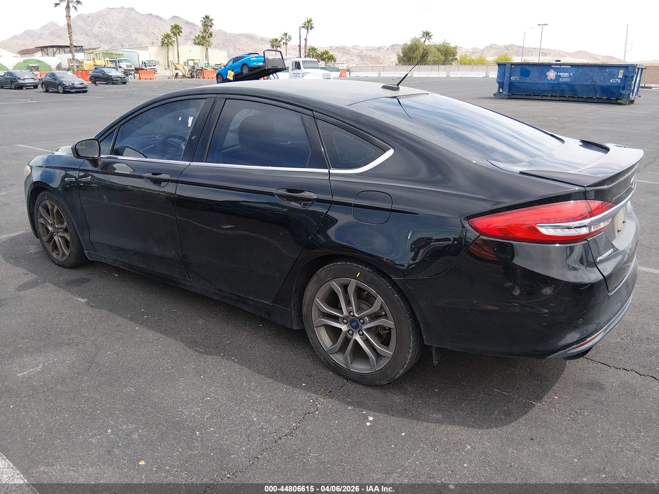 FORD FUSION image 3