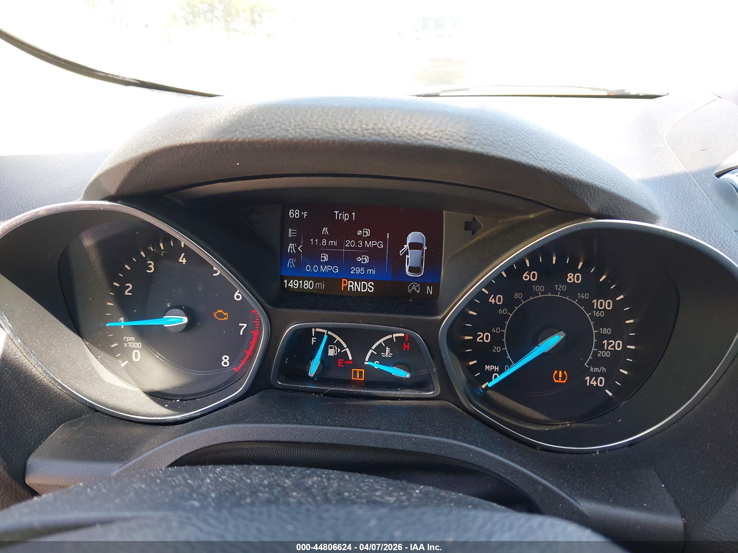 FORD ESCAPE image 7