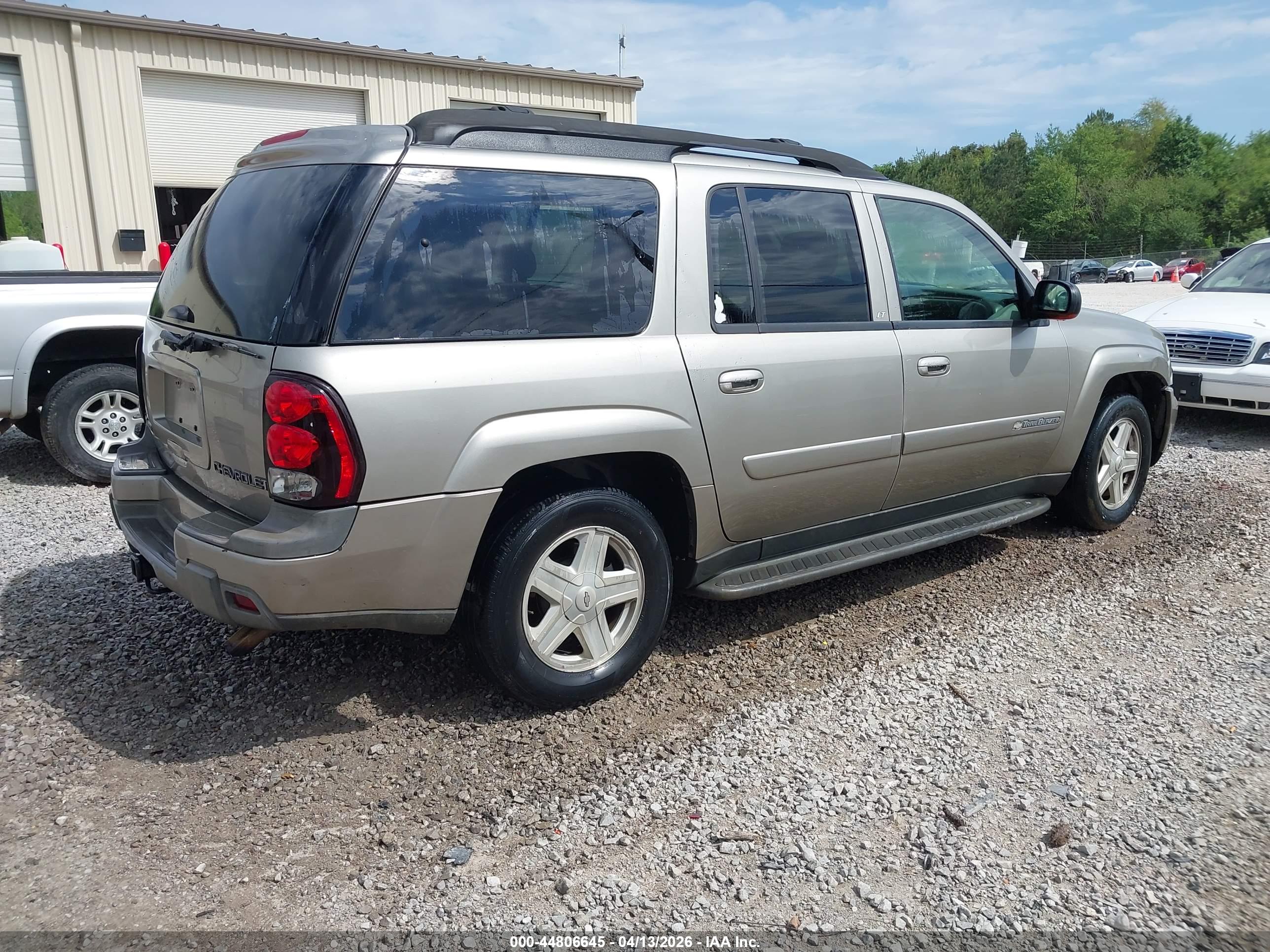 CHEVROLET TRAILBLAZER image 4