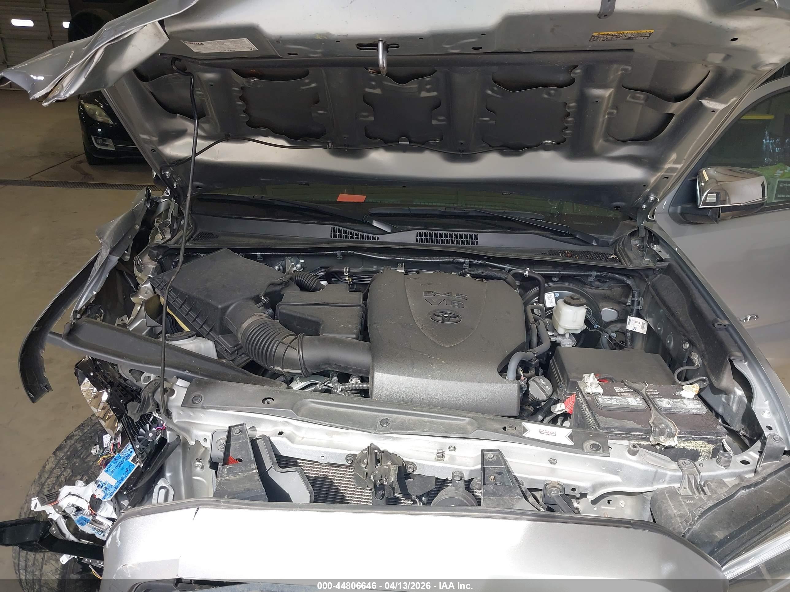 TOYOTA TACOMA image 10