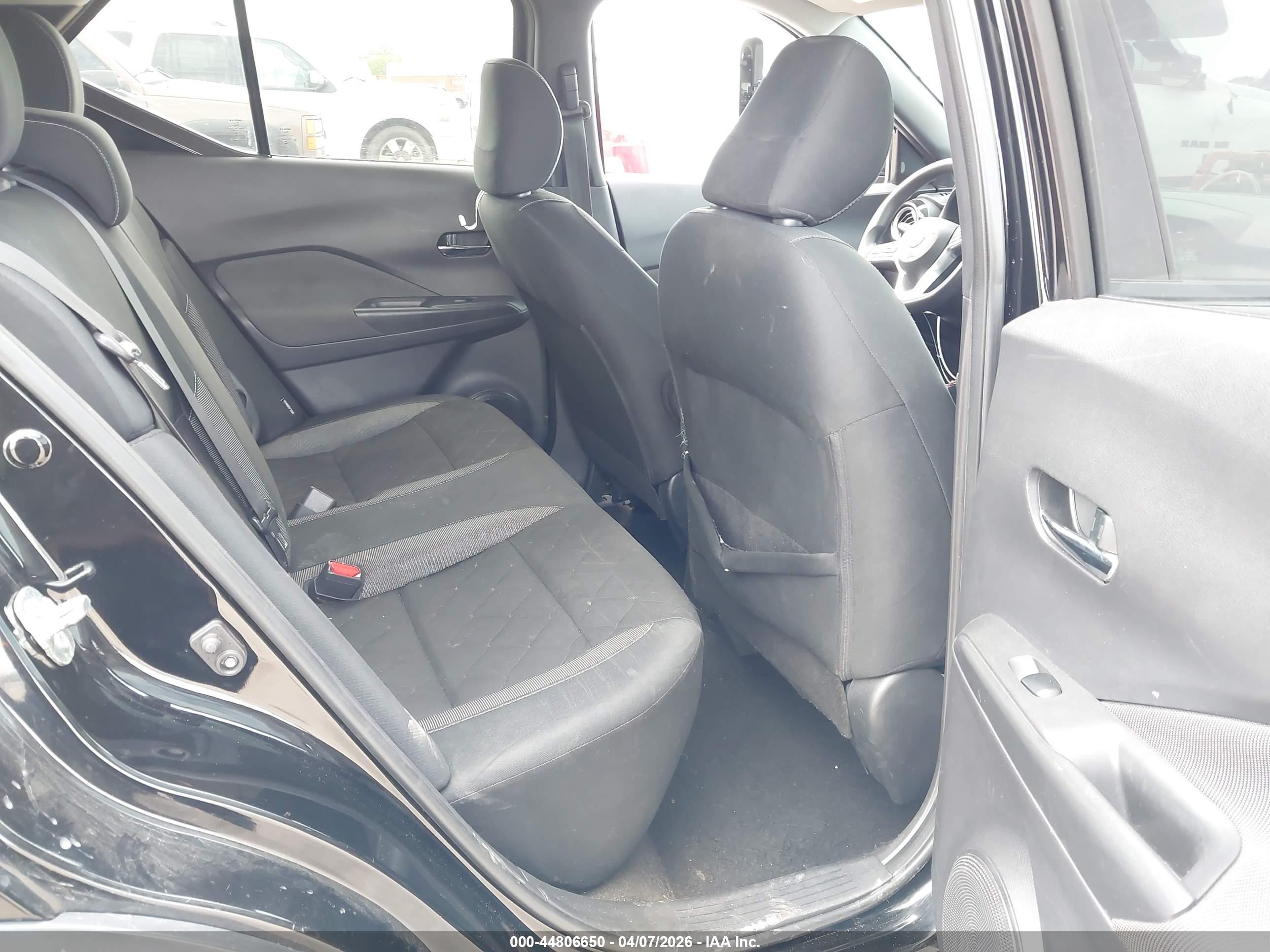 NISSAN KICKS image 8