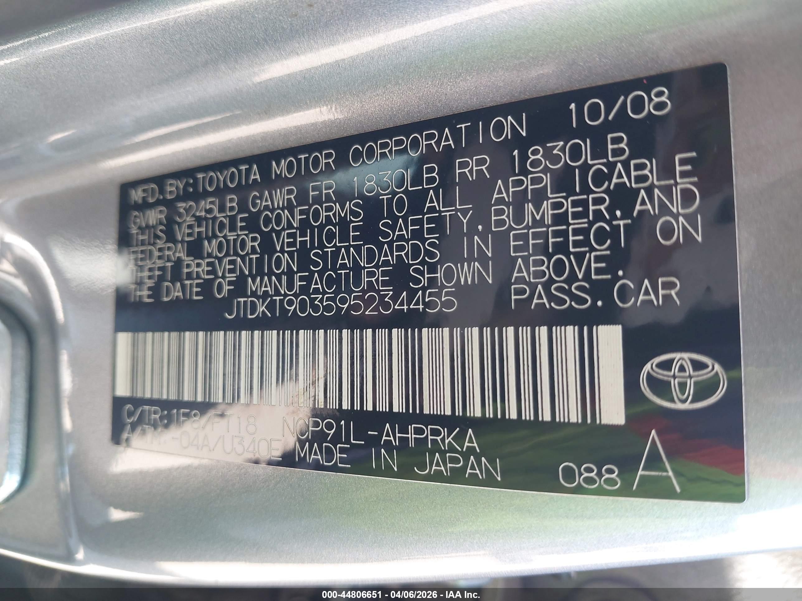 TOYOTA YARIS image 9