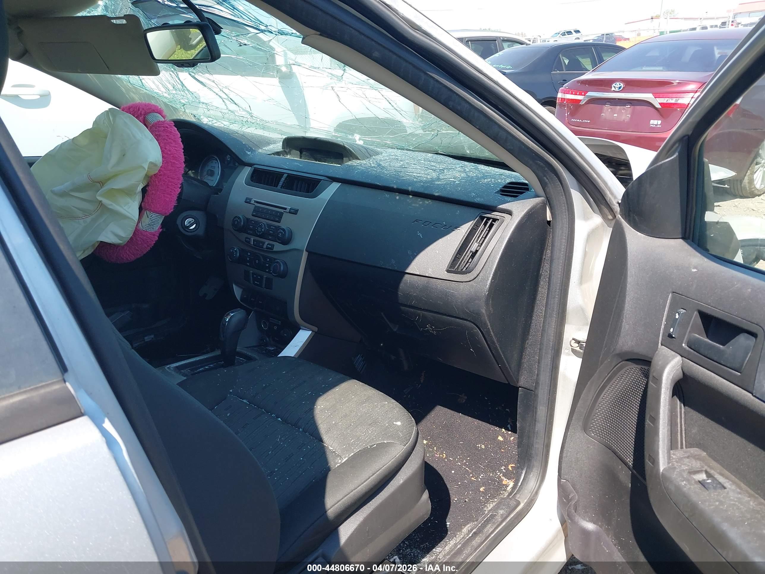 FORD FOCUS image 5