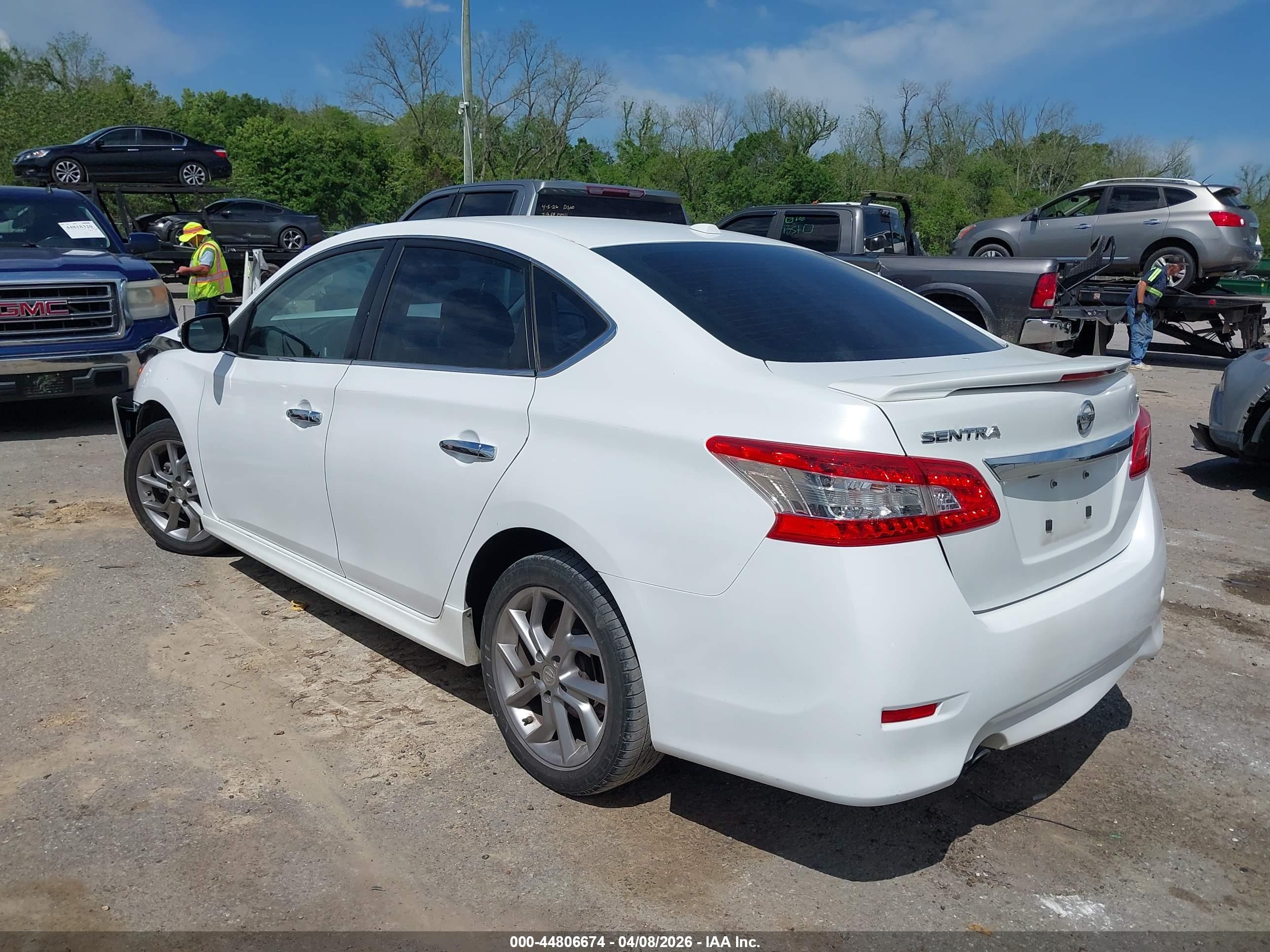 NISSAN SENTRA image 3