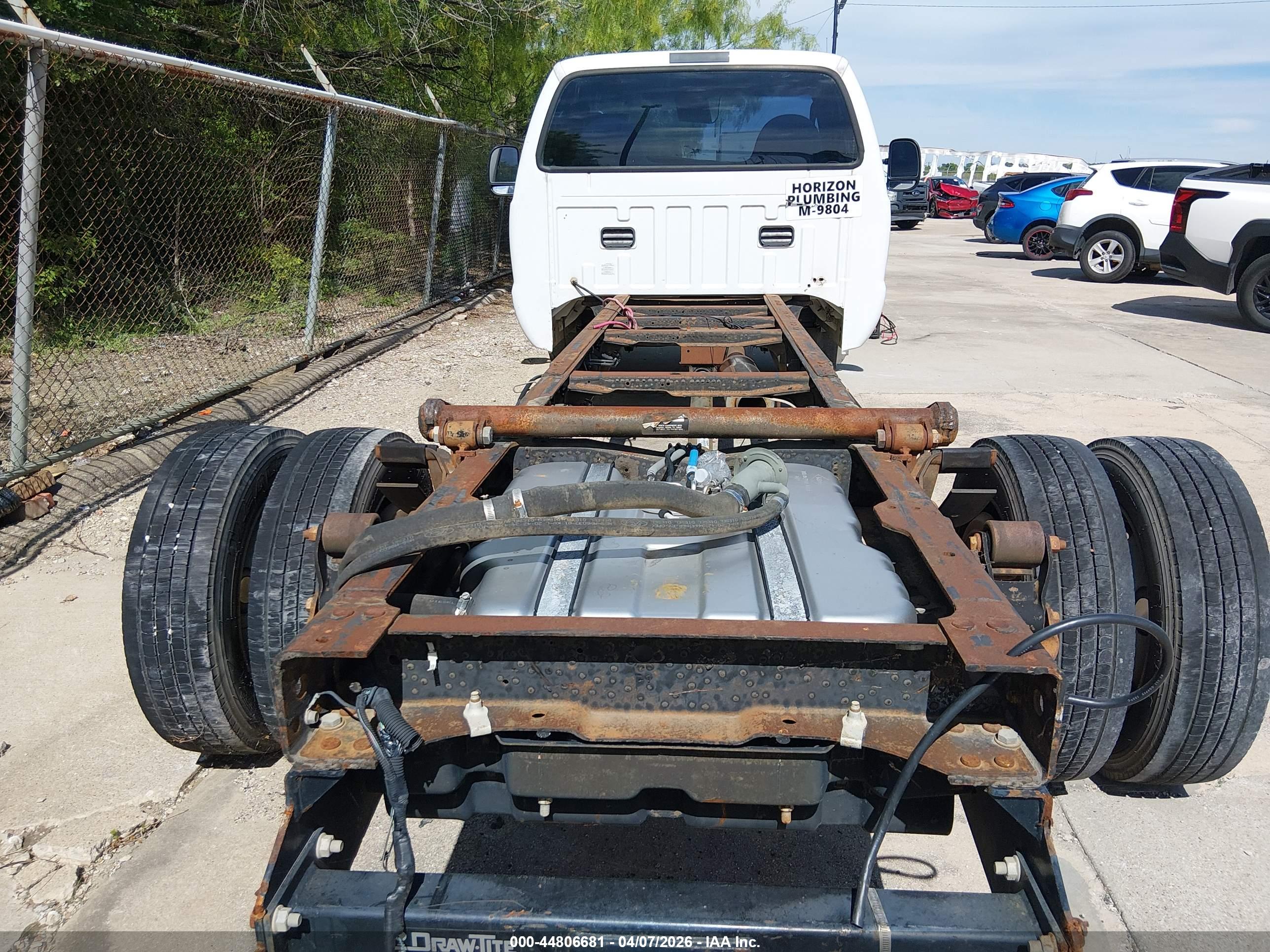 FORD F-550 image 7