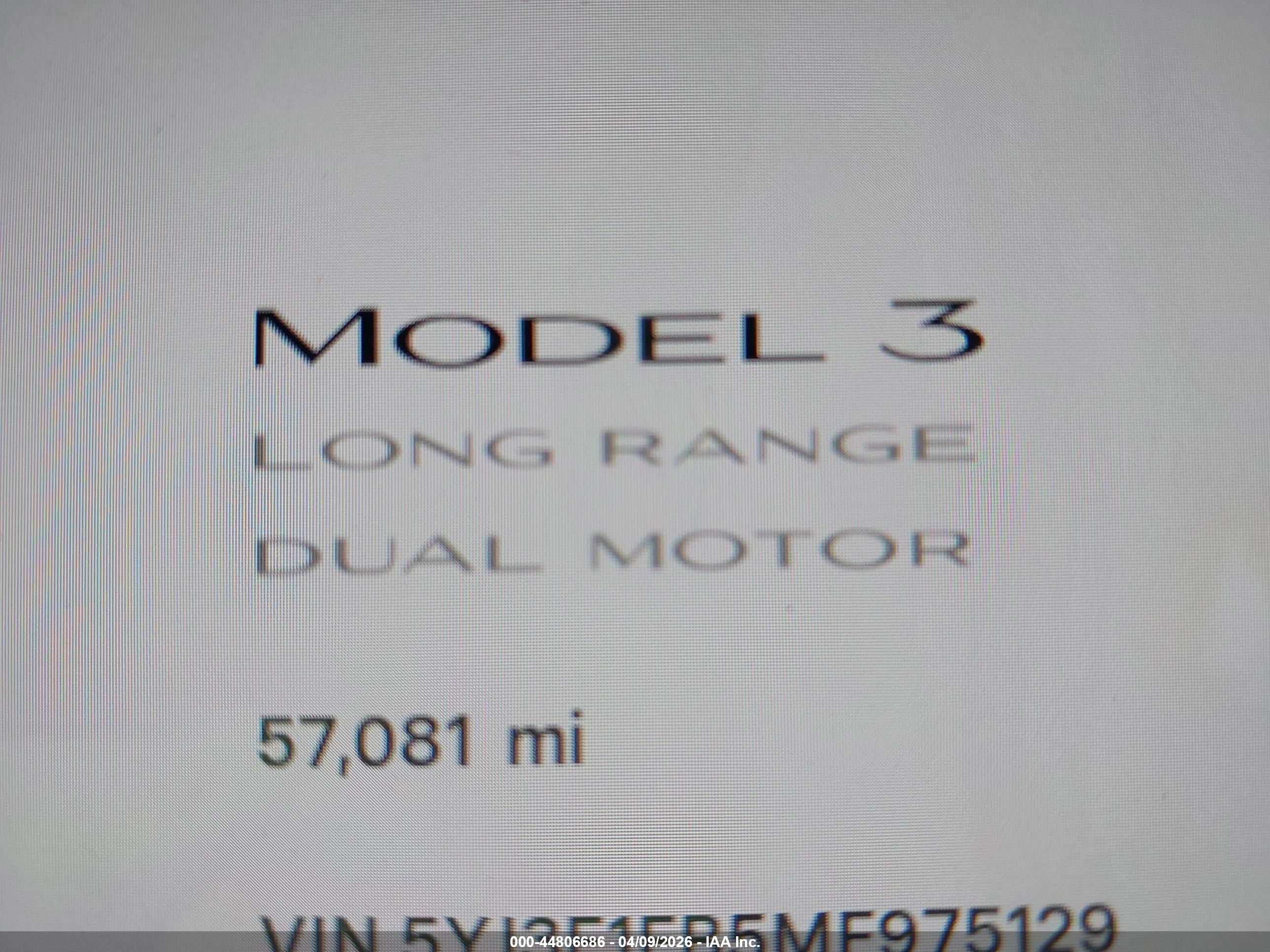TESLA MODEL image 7