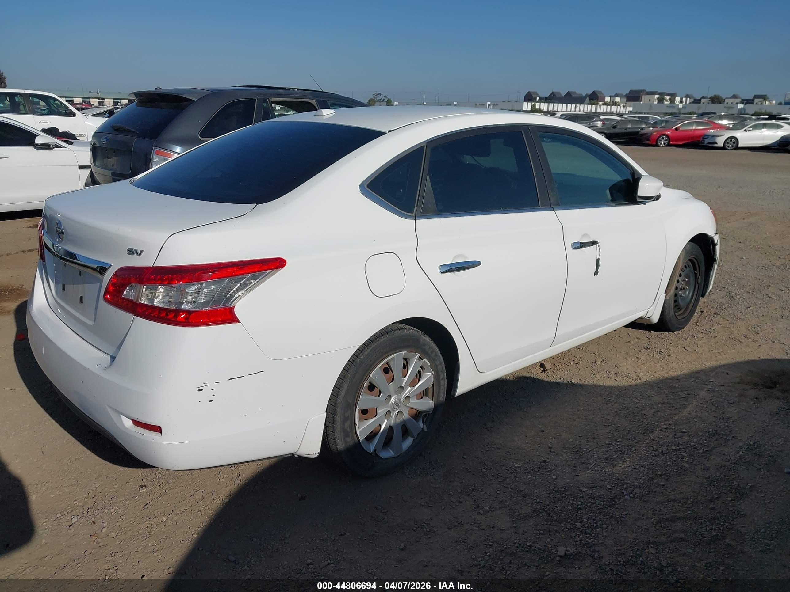 NISSAN SENTRA image 4