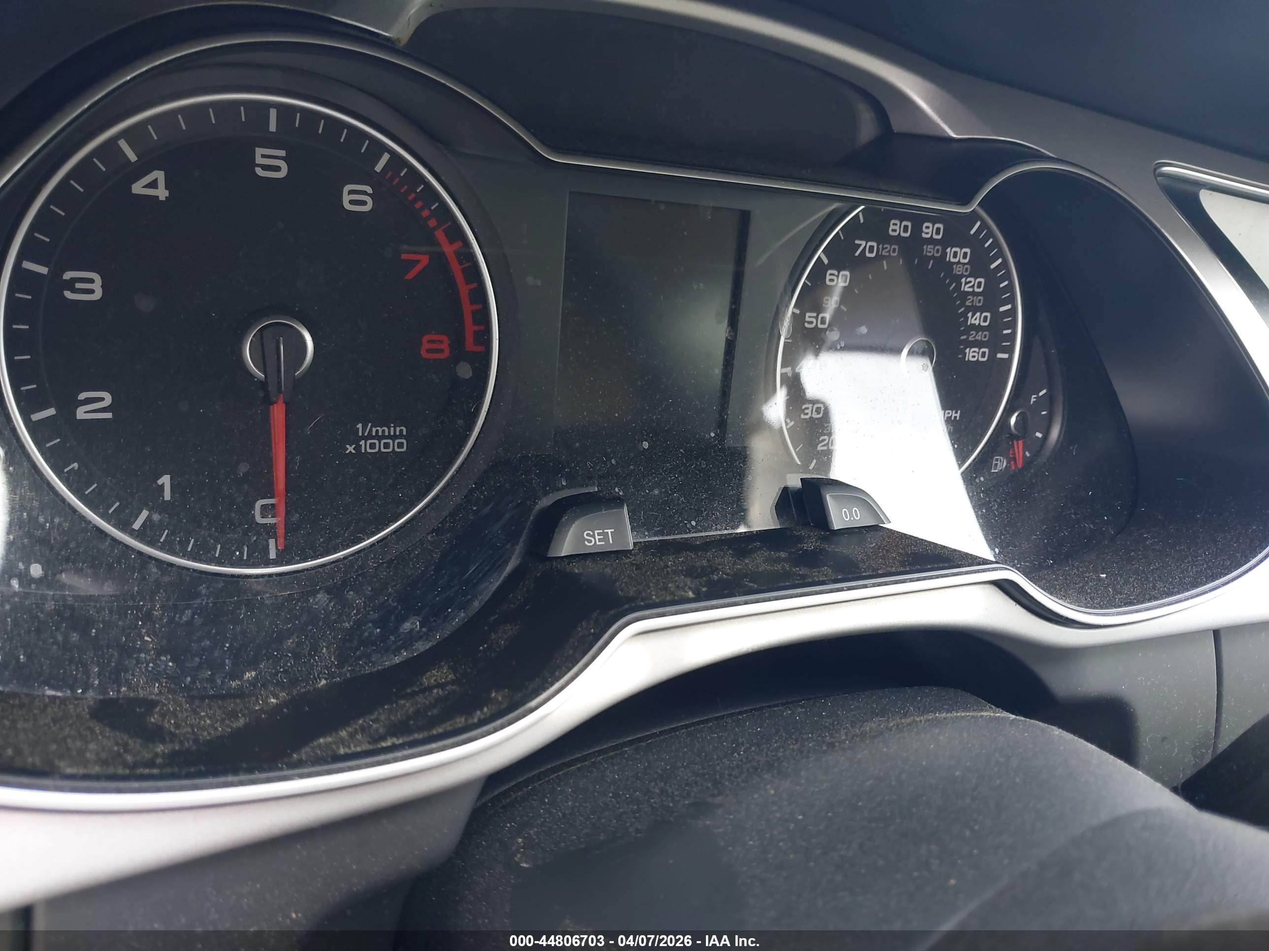 AUDI A4 image 7