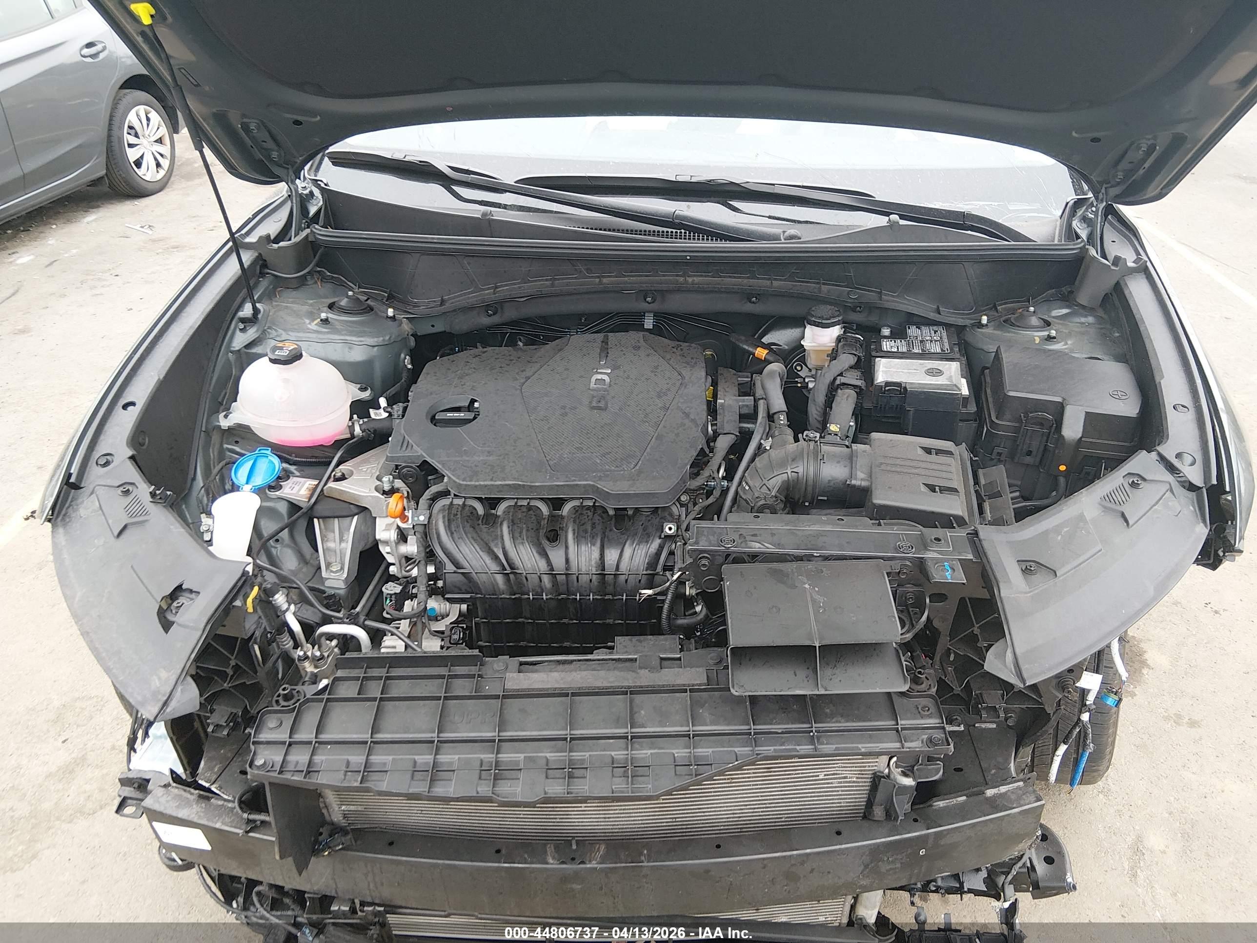 HYUNDAI TUCSON image 10