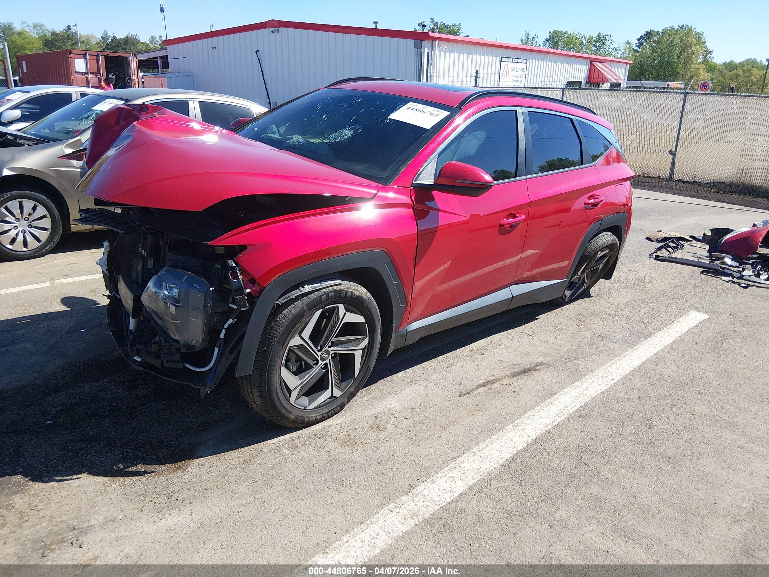 HYUNDAI TUCSON image 2