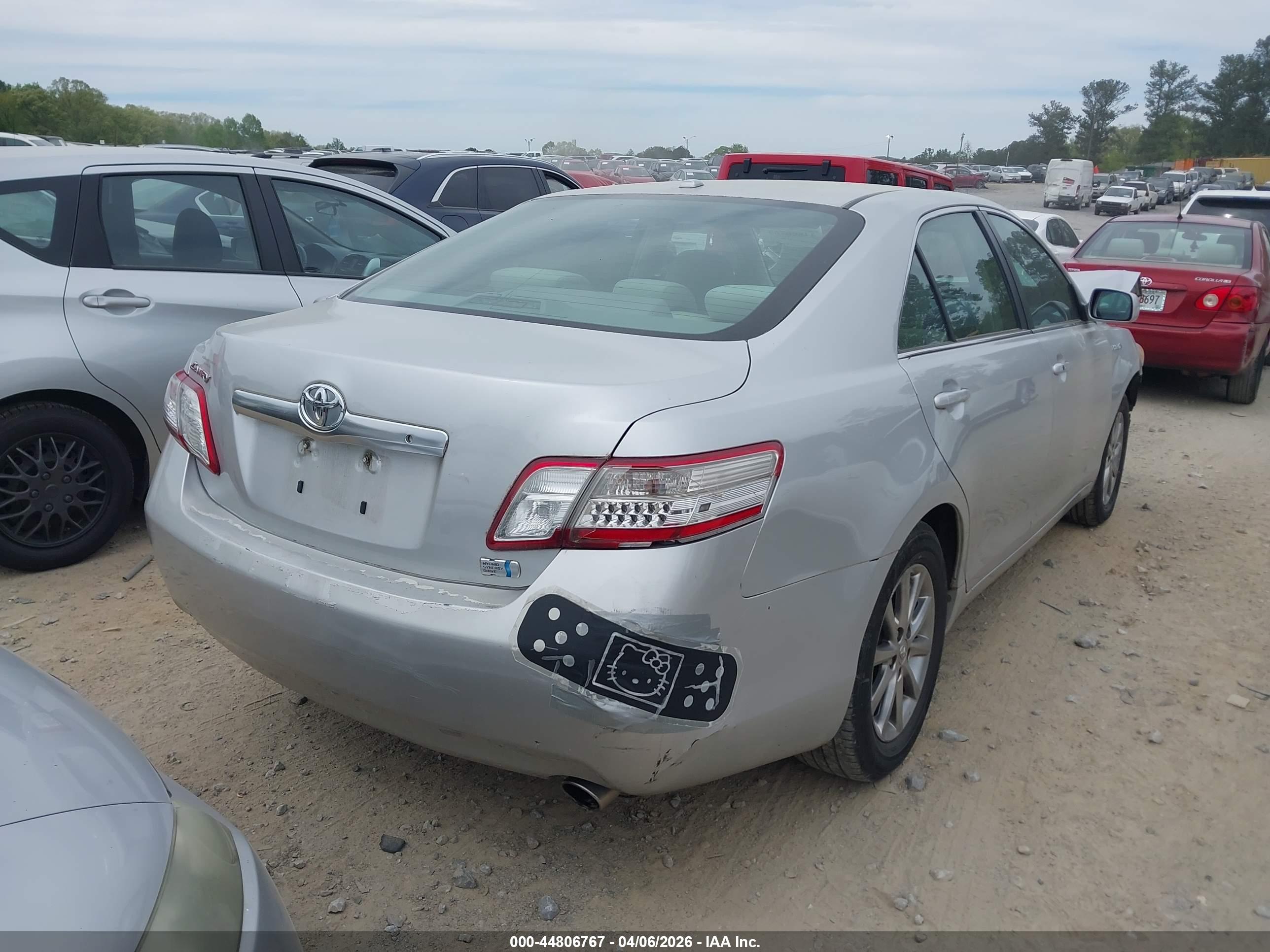 TOYOTA CAMRY image 4