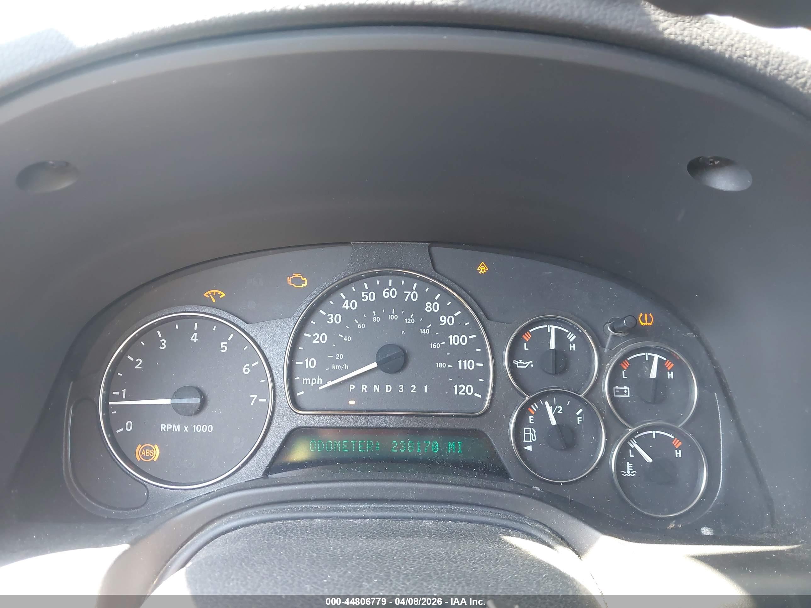 SAAB 9-7X image 7